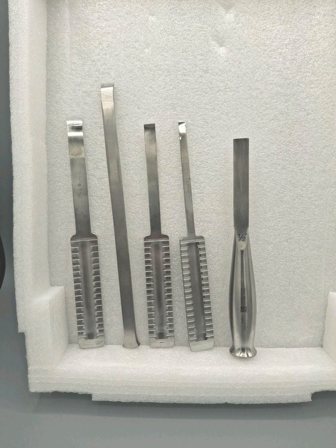 LOT OF 5 MEDICAL DEVICES SYMMETRY-KLS MARTIN JARIT