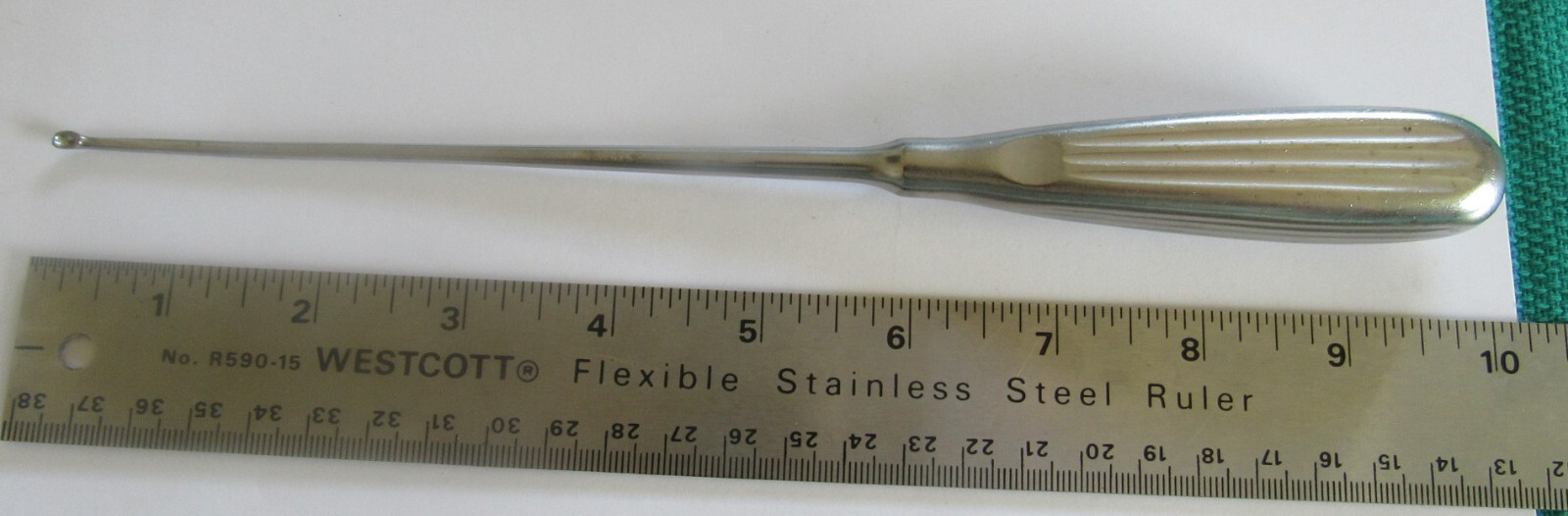 Aesculap FK702R Bone Curette, Straight, 9 3/4″, (250 mm), Fig. 000, W: 3,600mm