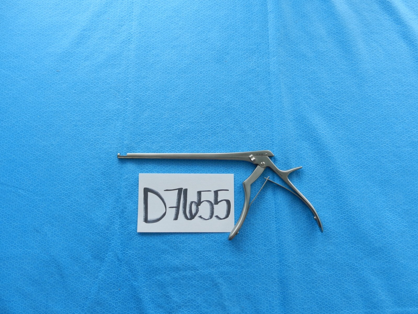 D7655 Quantum Medical 5mm Kerrison Rongeur 20cm Shaft Length