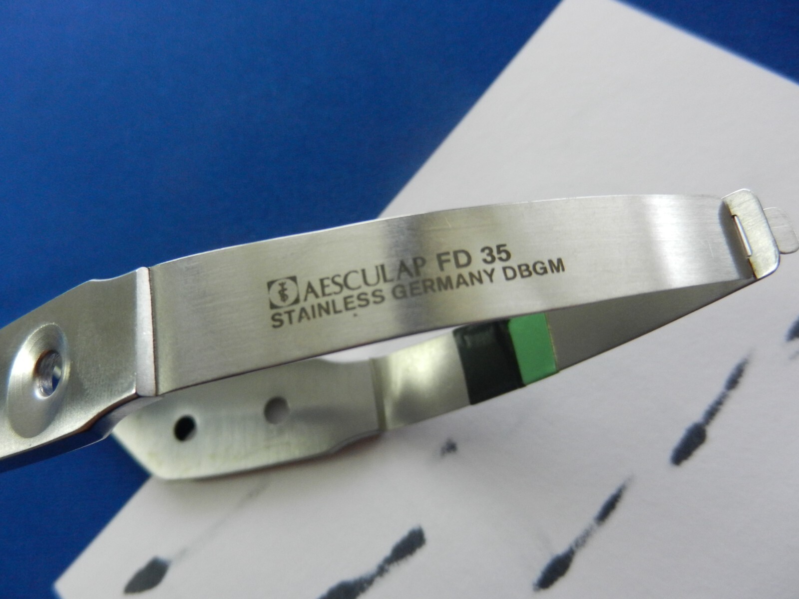 E4555 Aesculap FD035R Yasargil Micro Up Curved Bayonet Scissors
