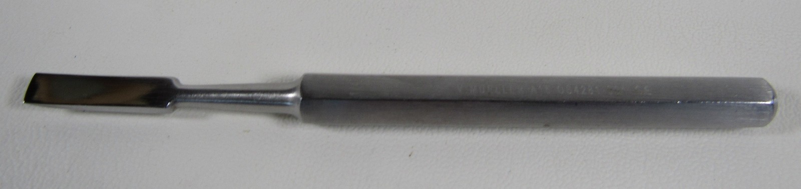 V. Mueller OS4281-001 HOKE OSTEOTOME Chisel Curved Blade 6mm Wide 6” 152mm