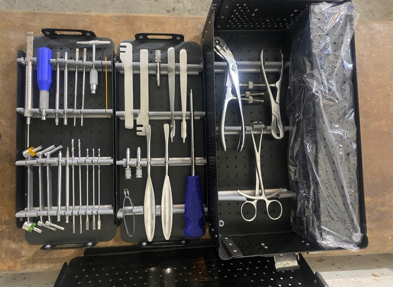 Small Fragment Instrument Set 3.5/4.0mm Orthopedic Surgical Kit w/ Case