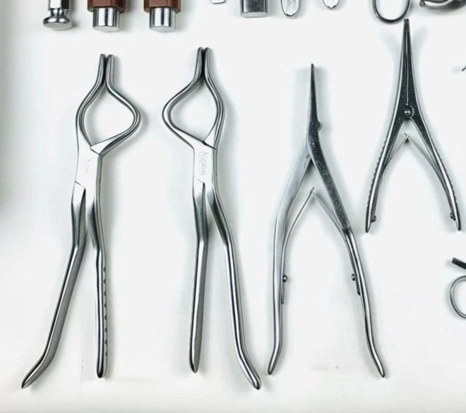 Maxillofacial Trauma Bone Jaw Facial Mandible Mandibular Zygomatic Surgery Tools