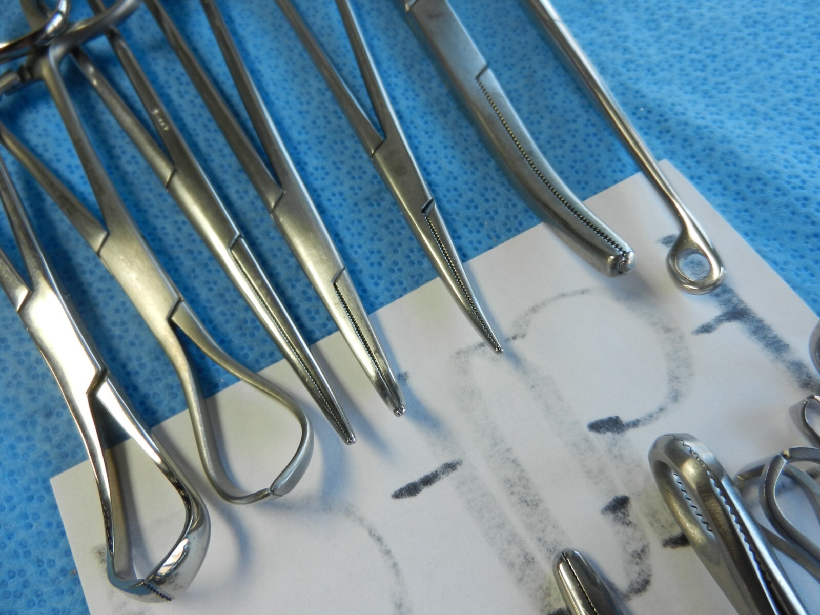 D7057 Jarit Pilling Weck V. Mueller Surgical Forceps Lot of 15 13-24cm