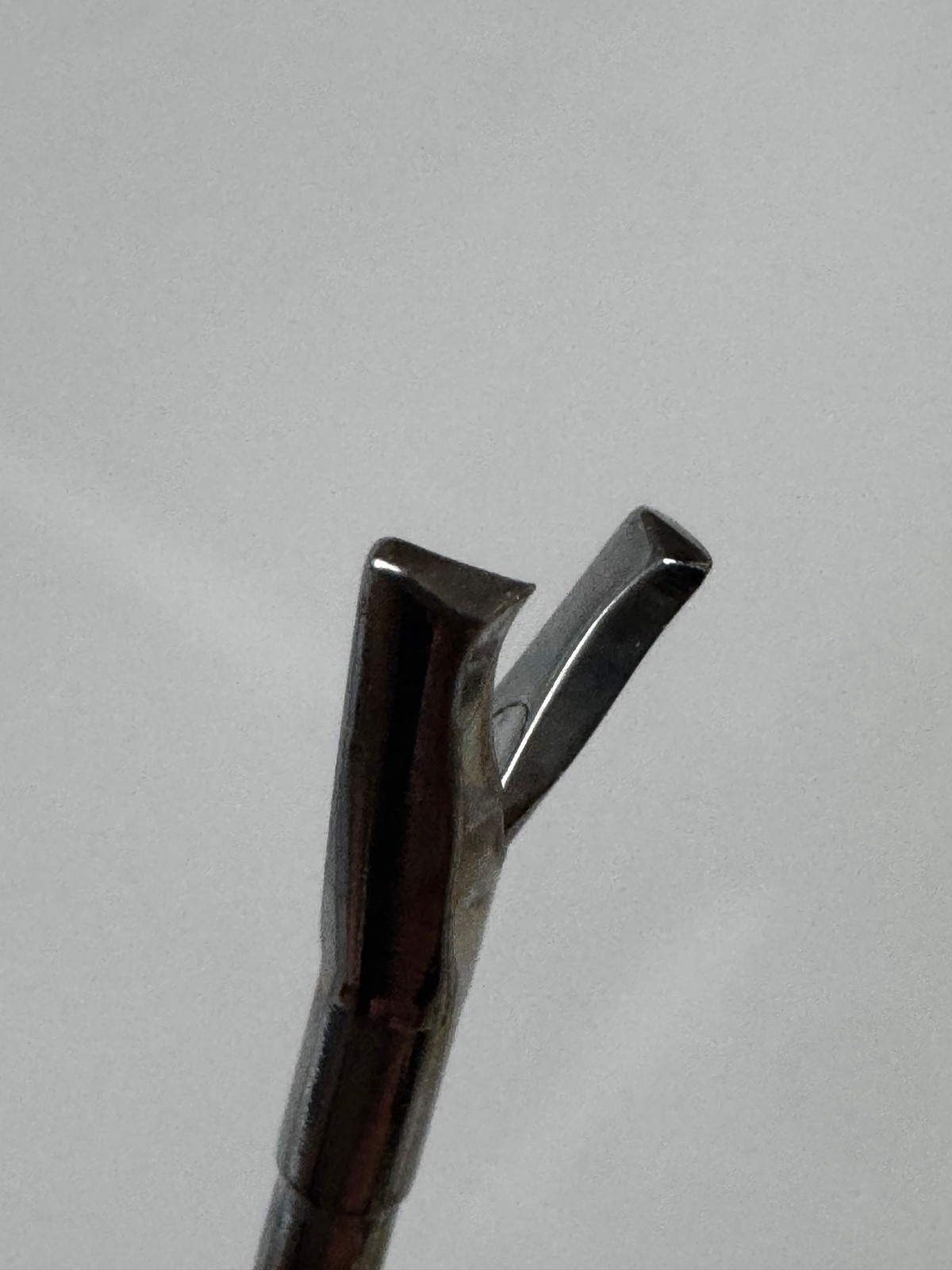 Acufex 20 Degree Hooked Left Scissors Model 010814