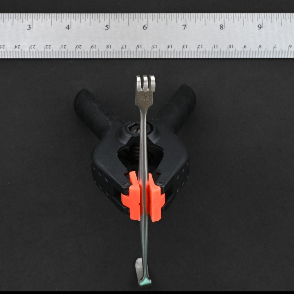 Aesculap MG277R Senn Retractor Blunt 3-Prong 6¼ in Surgical