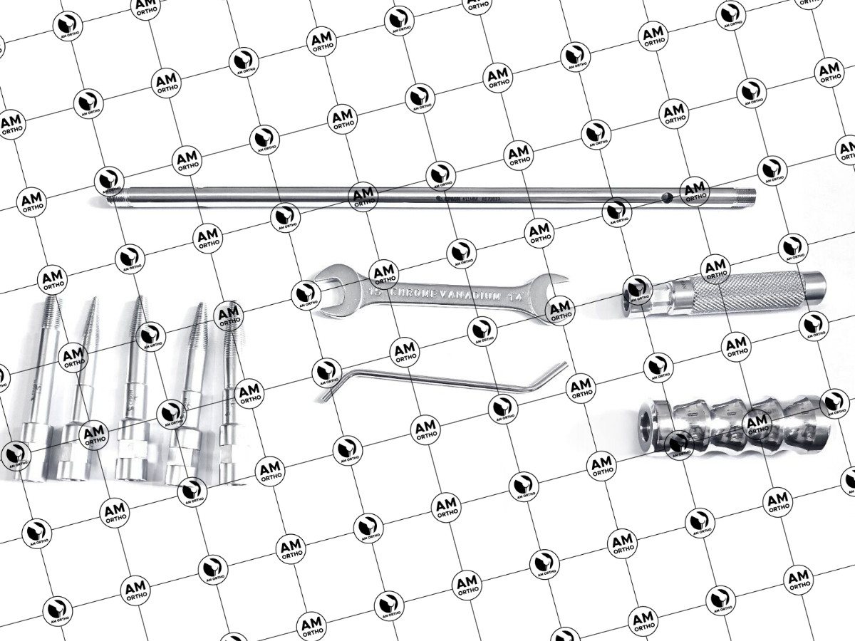 Femoral Nail Removal System Universal Nail Extractor Kit O.R Grade SS