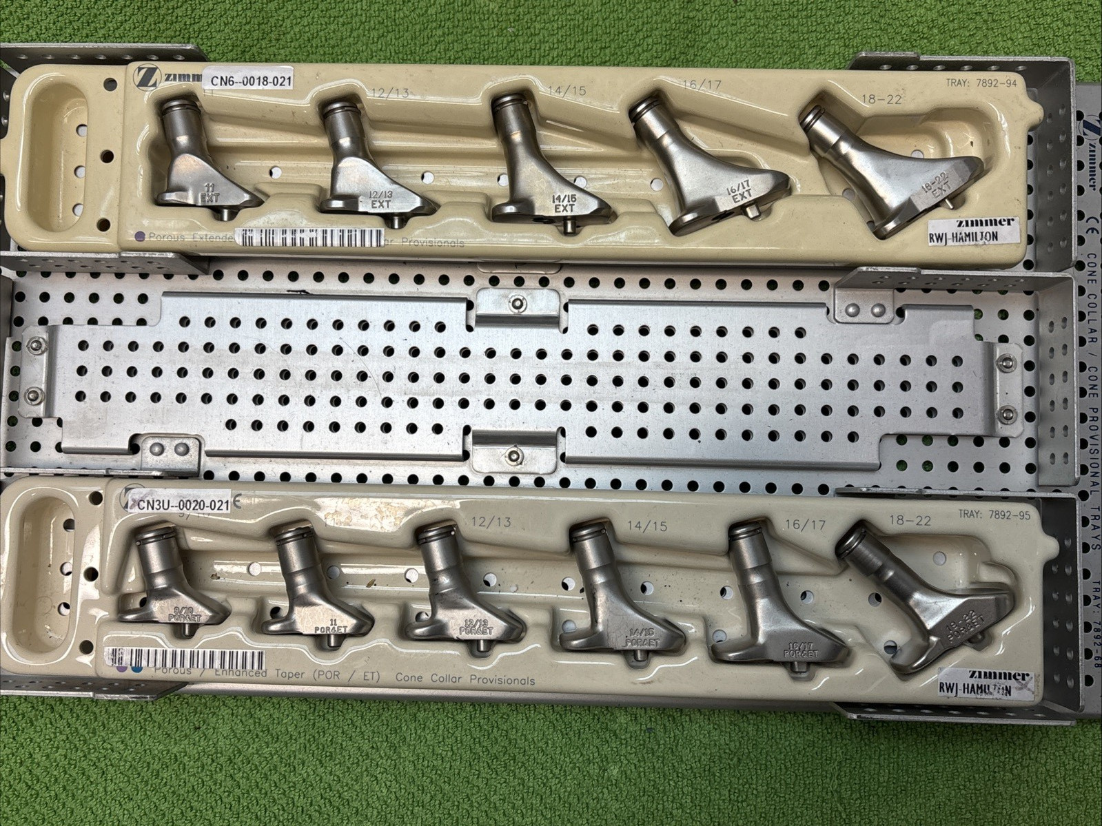 Zimmer Versys System Set with case 7892-65 few items missing