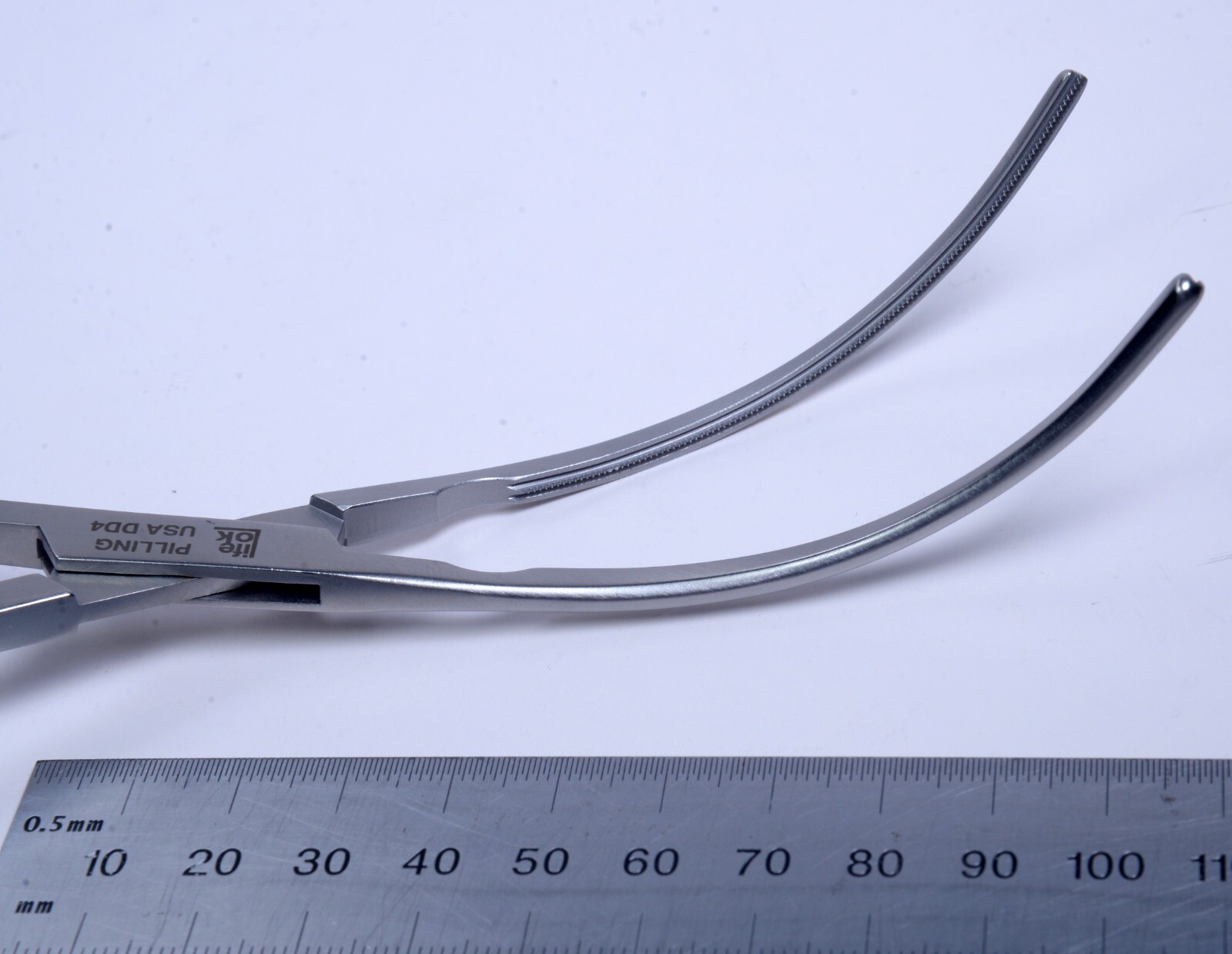 Pilling #35-3632 DeBakey Clamp Forceps 10½” Curved #3 Stainless Steel Surgical