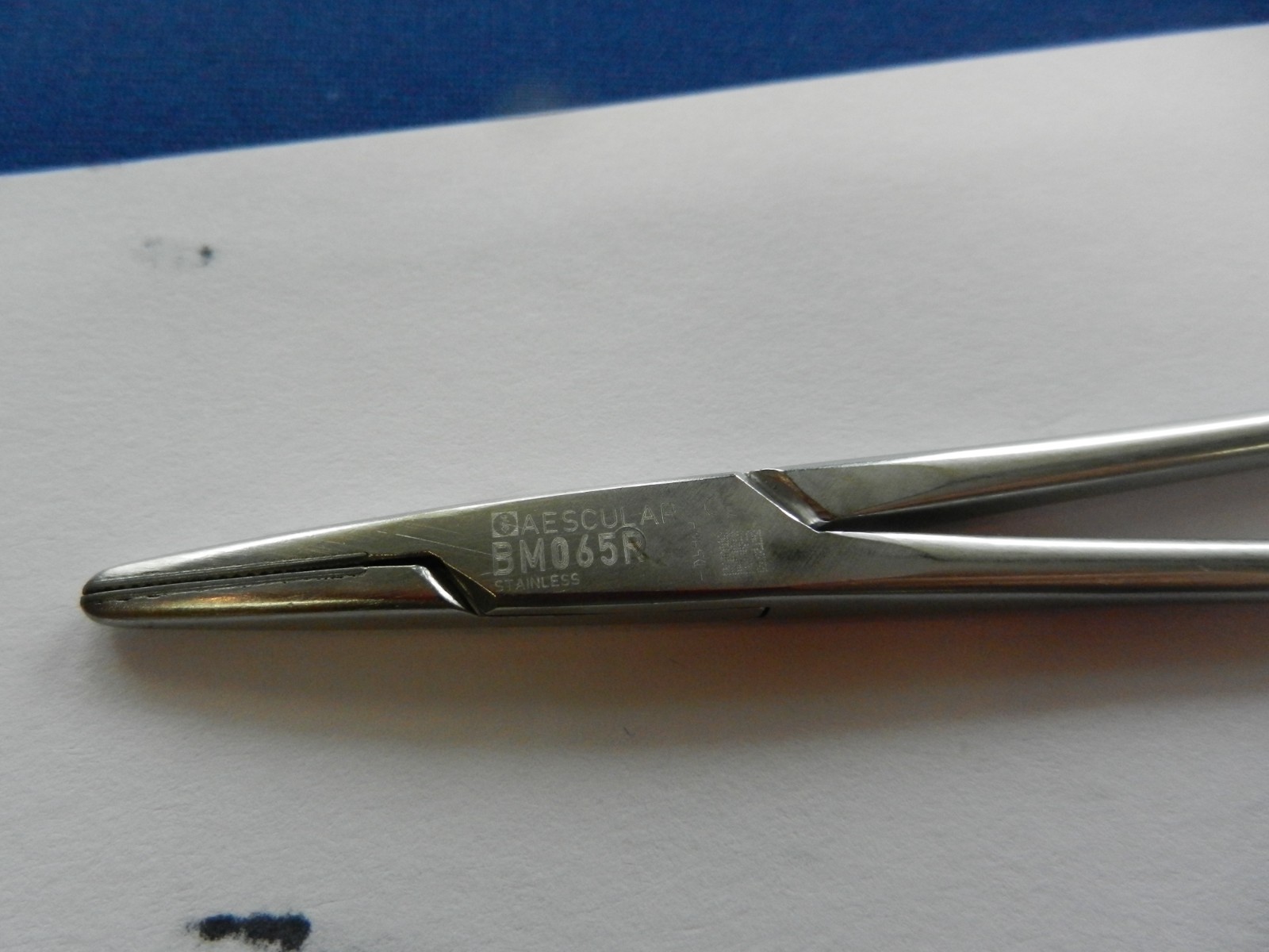 Aesculap BM065R May Hegar Straight Durogrip Needle Holder 15cm Overall Length