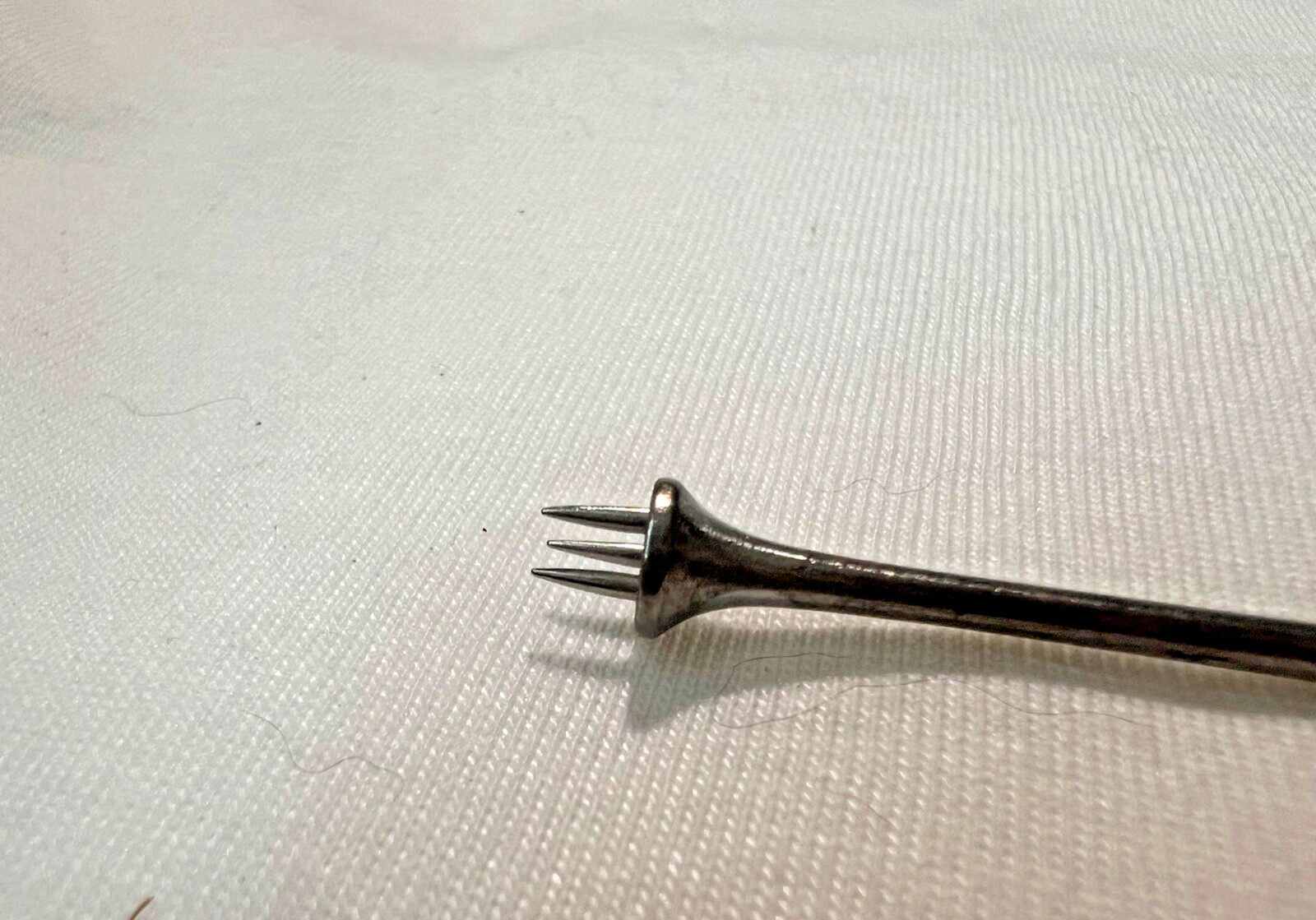 Aesculap FF624R Surgical Hardy Fork 9-5/8″ Length Neurology Spinal