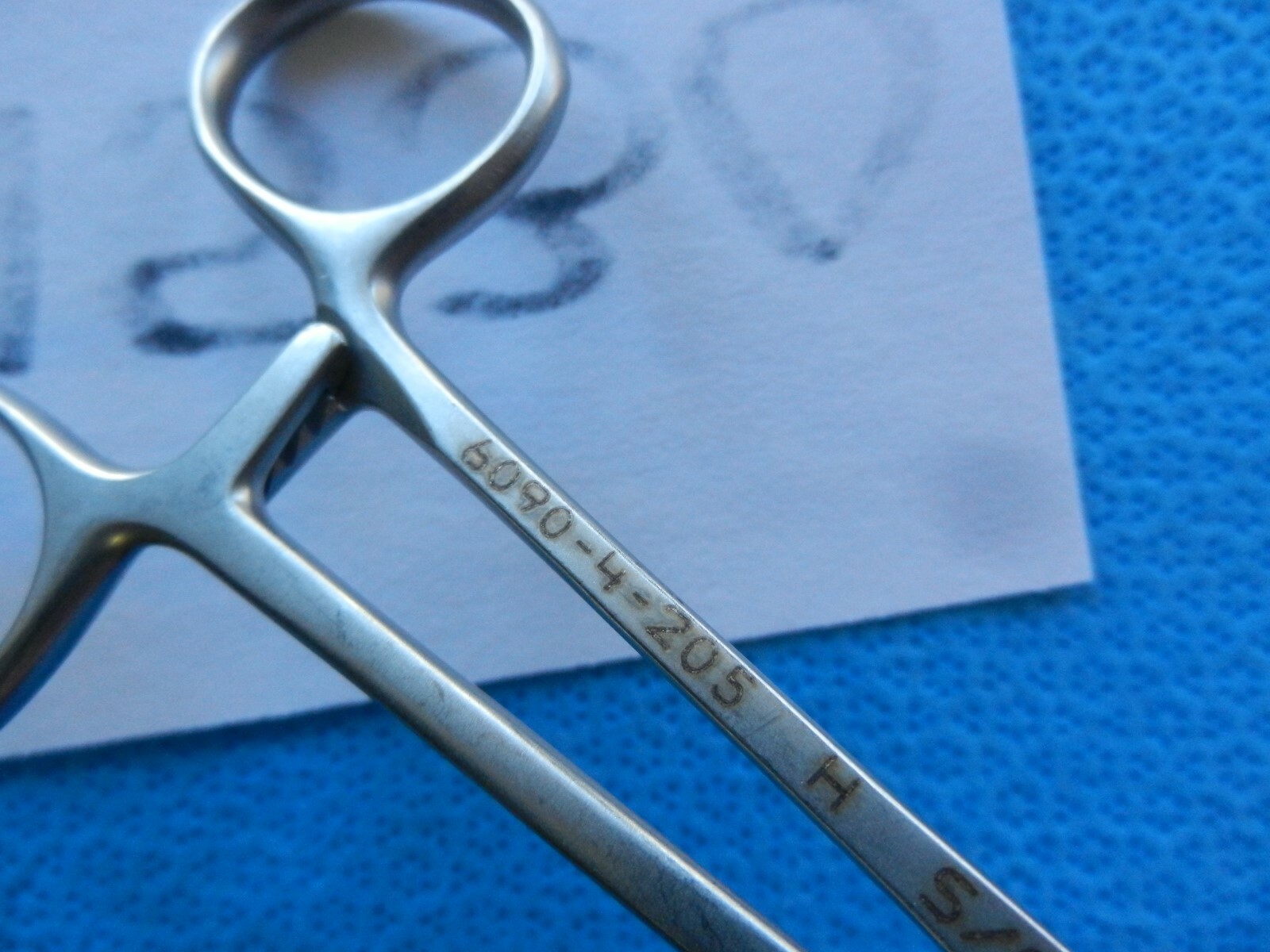 Stryker Howmedica Surgical Orthopedic Holding Forceps 6090-4-205