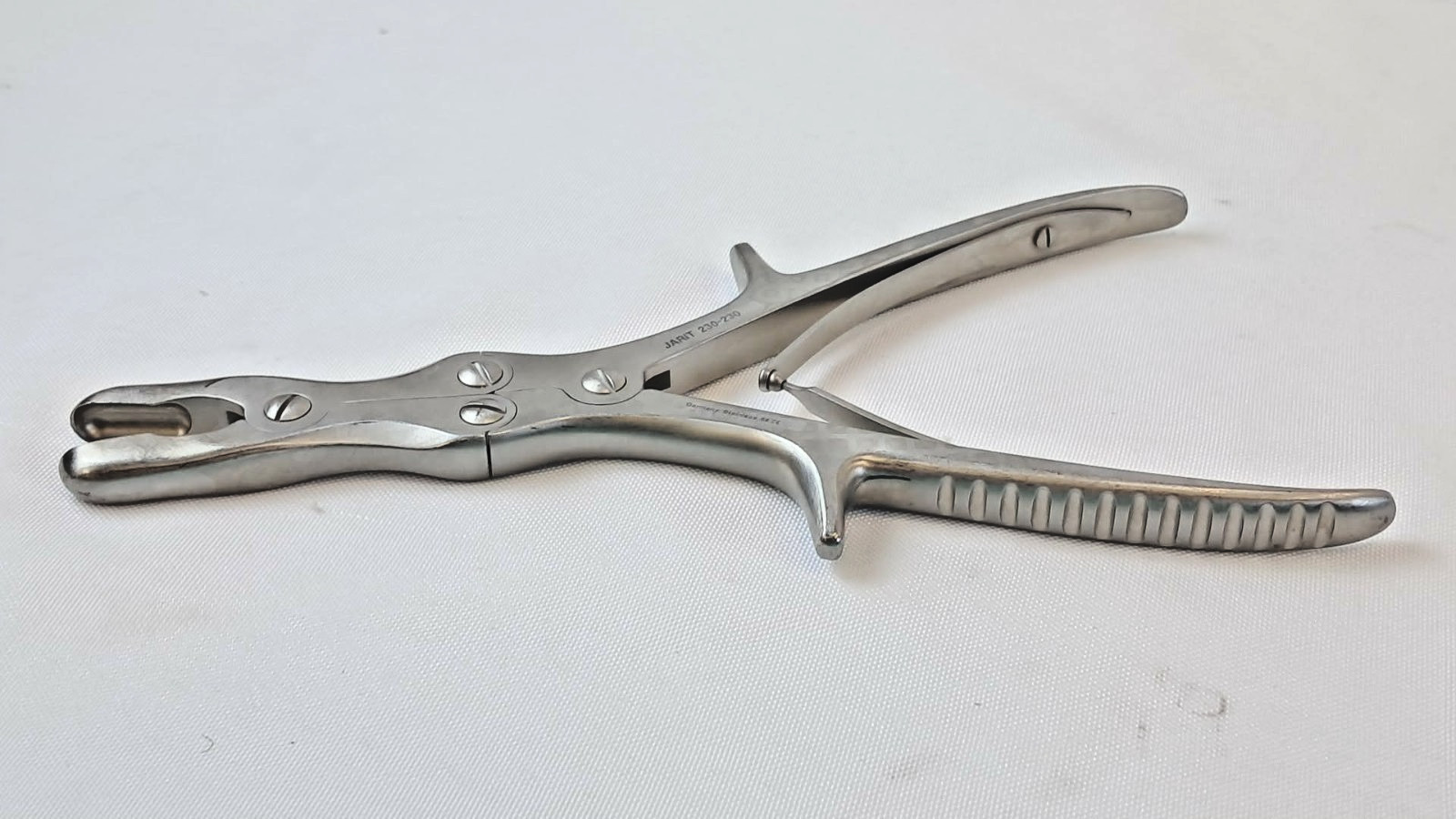 JARIT 230-230 Stille Luer Rongeur 10mm Bite, Straight, 8-3/4″