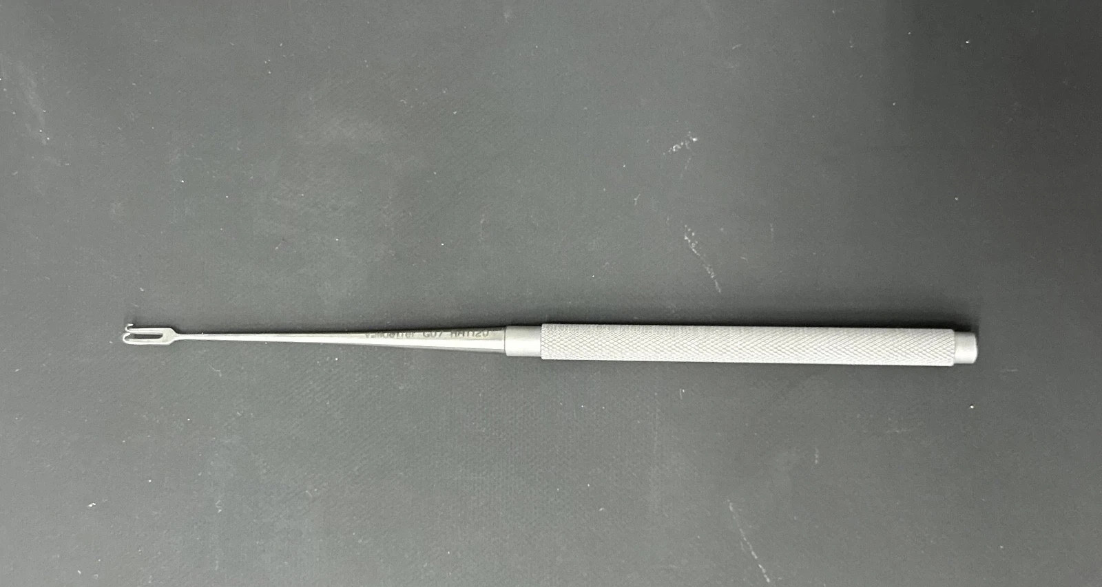 V.Mueller Nasal Tenacula Double Hook, 2mm Sharp Prongs, RH1120