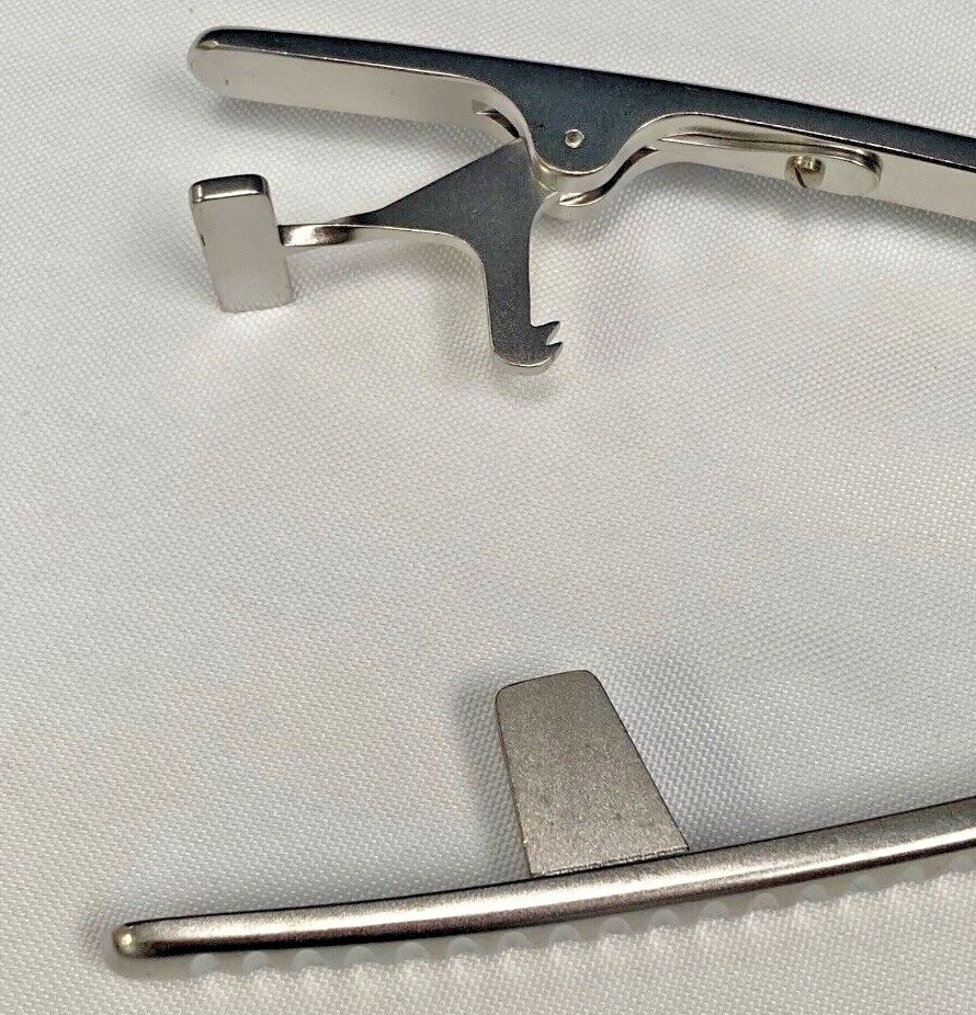Synthes 388.45 USS Bar Holding Forceps For 3.5mm Bar US120 Orthopedic Neurology