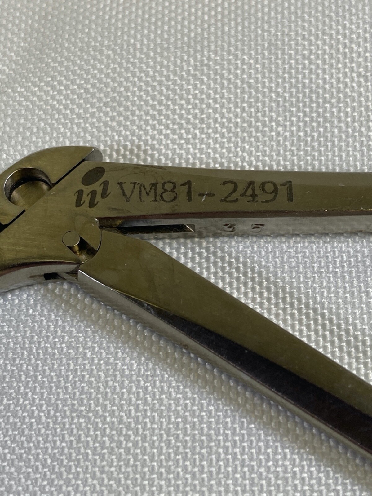 iii VM81-2491 Tendon Pulling Forcep Rat Tooth Grasping Clamp 5.5″ GeneralSurgery