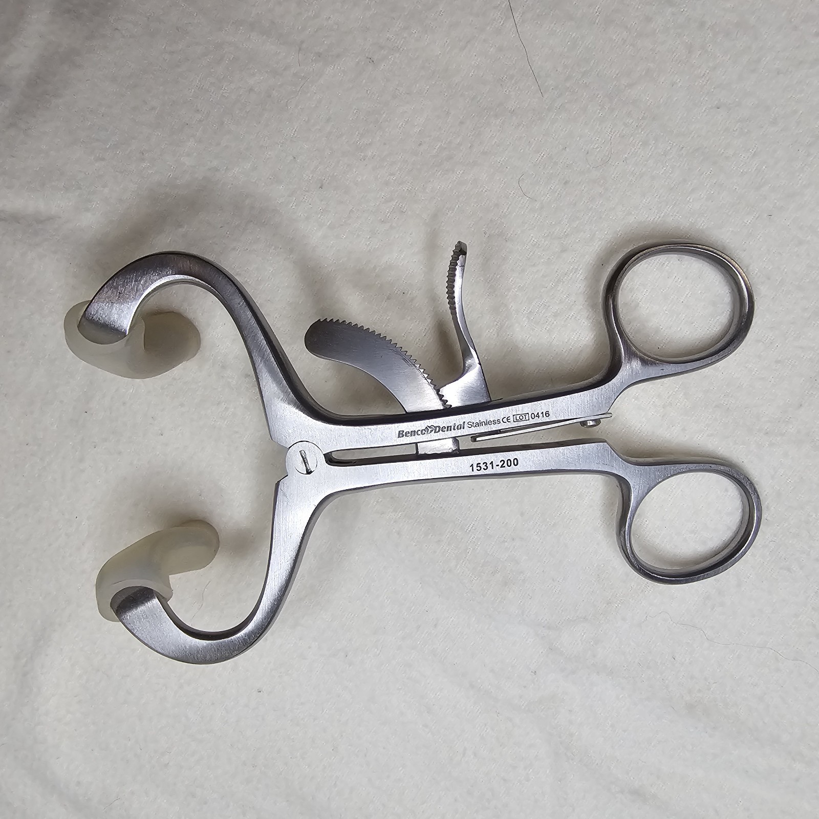 BencoDental 1531-200 Stainless Steel Molt Mouth Gag Lot 0416 Extraction Foreceps