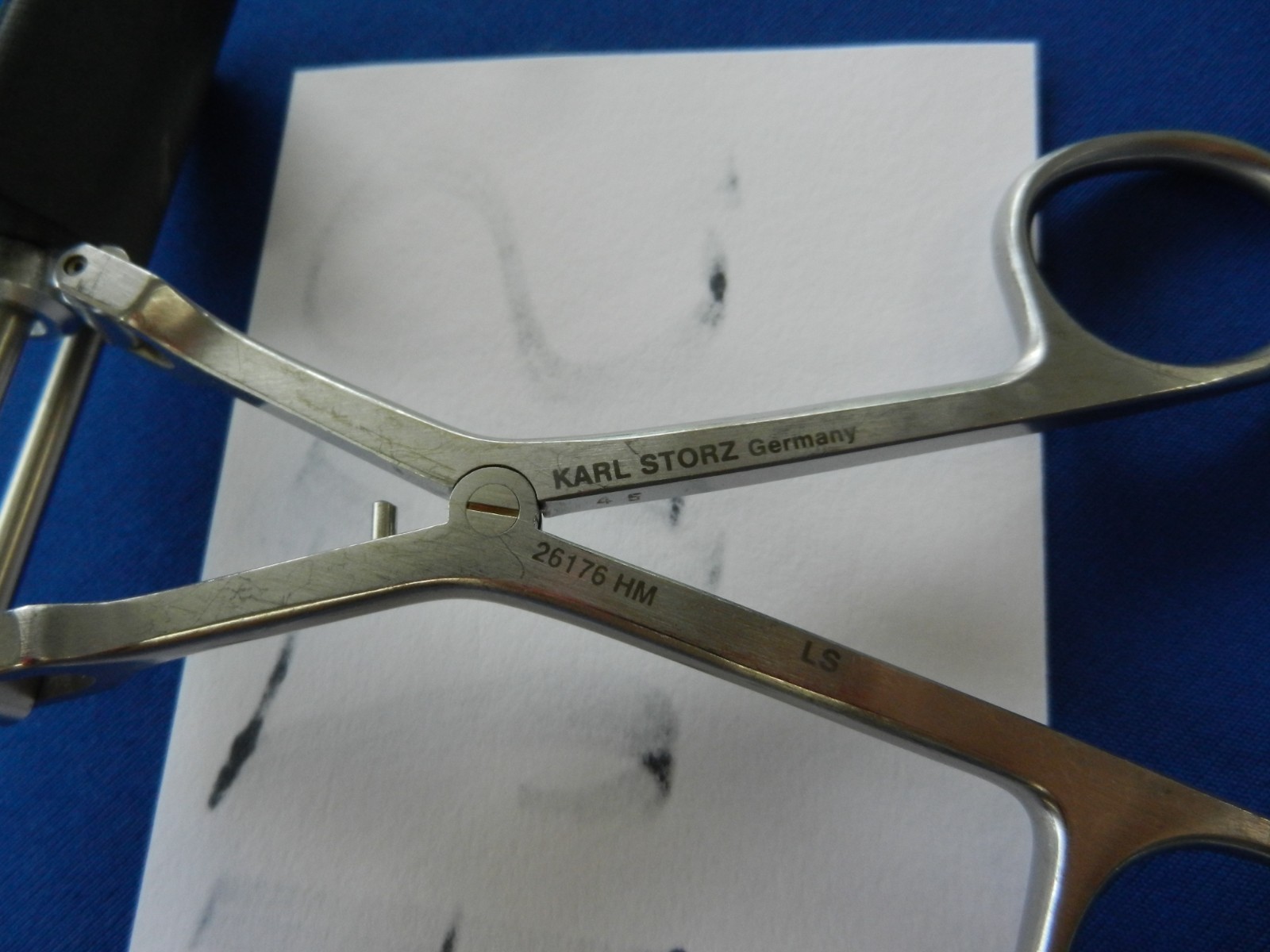 E7208 Storz 26176HT 5mm x 42cm Kleppinger with 26176HM Ring Handle