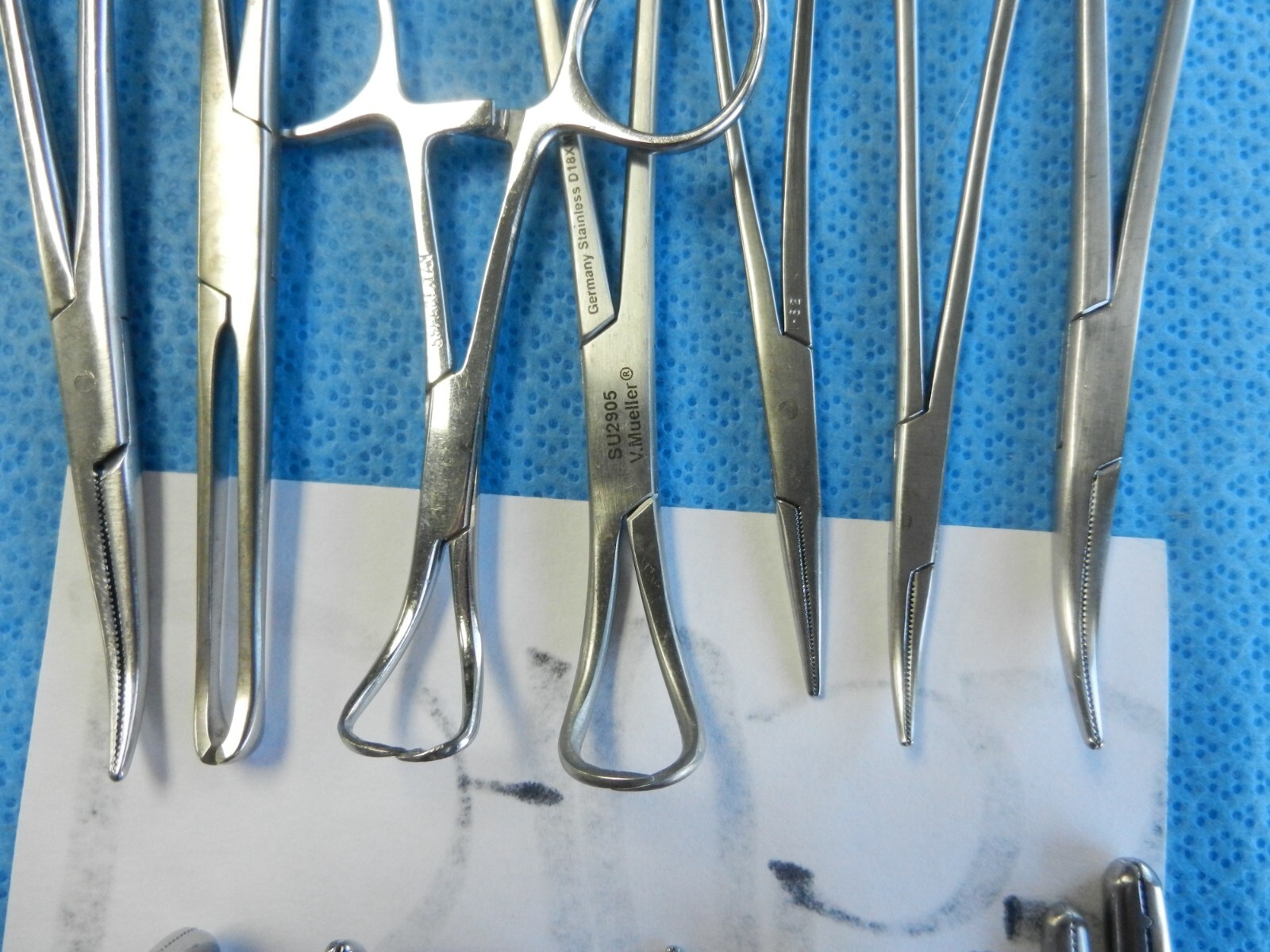 D7053 Jarit Pilling Weck V. Mueller Surgical Forceps Lot of 15 9-27cm