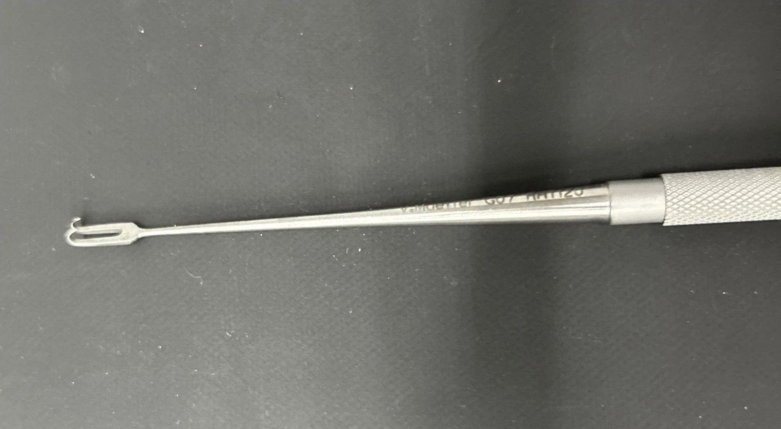 V.Mueller Nasal Tenacula Double Hook, 2mm Sharp Prongs, RH1120