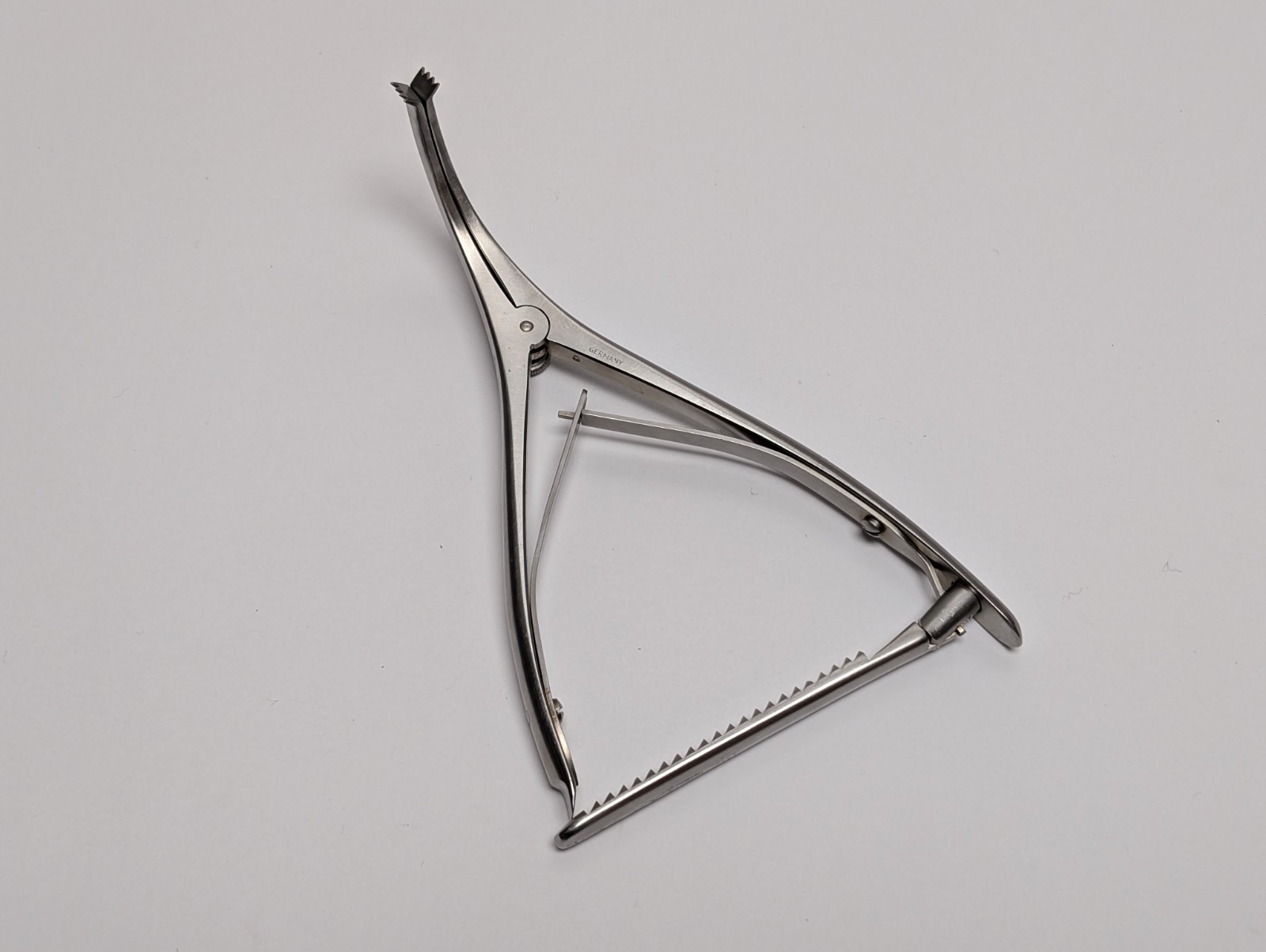 D2360-10 Inge Lamina Spreader Made In Germany (USED).