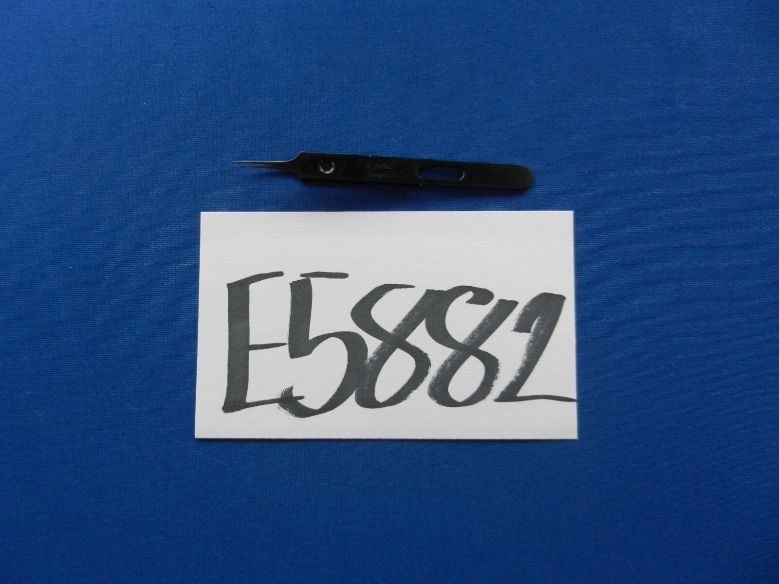 E5882 Moria Straight Ophthalmic Micro Forceps 10cm Overall Length