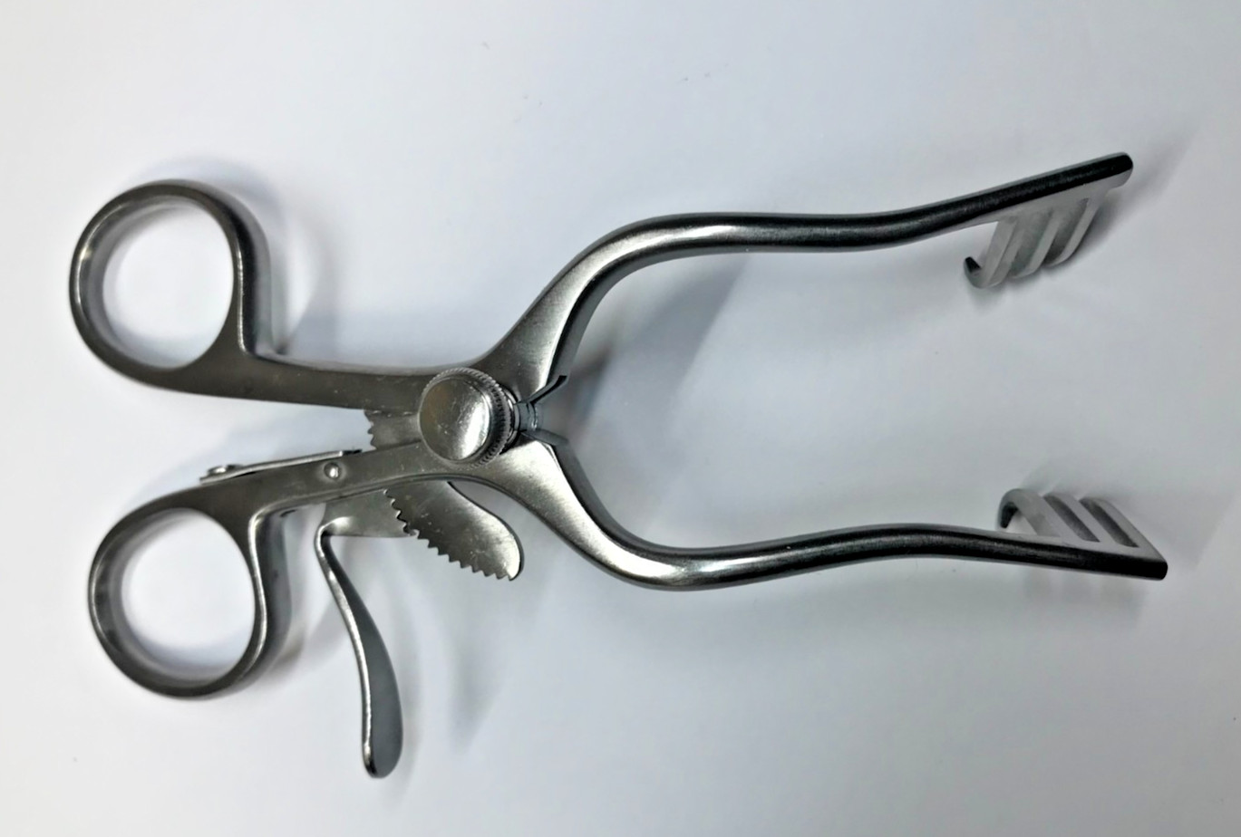 Storz X-0300 Wullstein-Weitlaner Retractor 5.25″ Length XO300