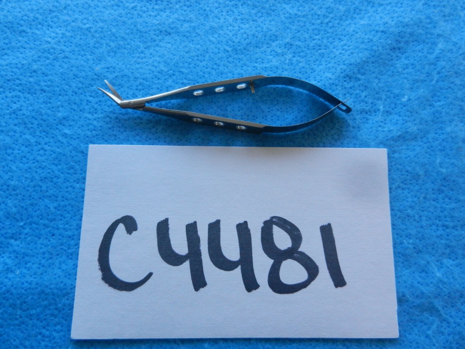 Carrington Surgical Ophthalmic Castroviejo Type Corneal Scissors CSI-4009S