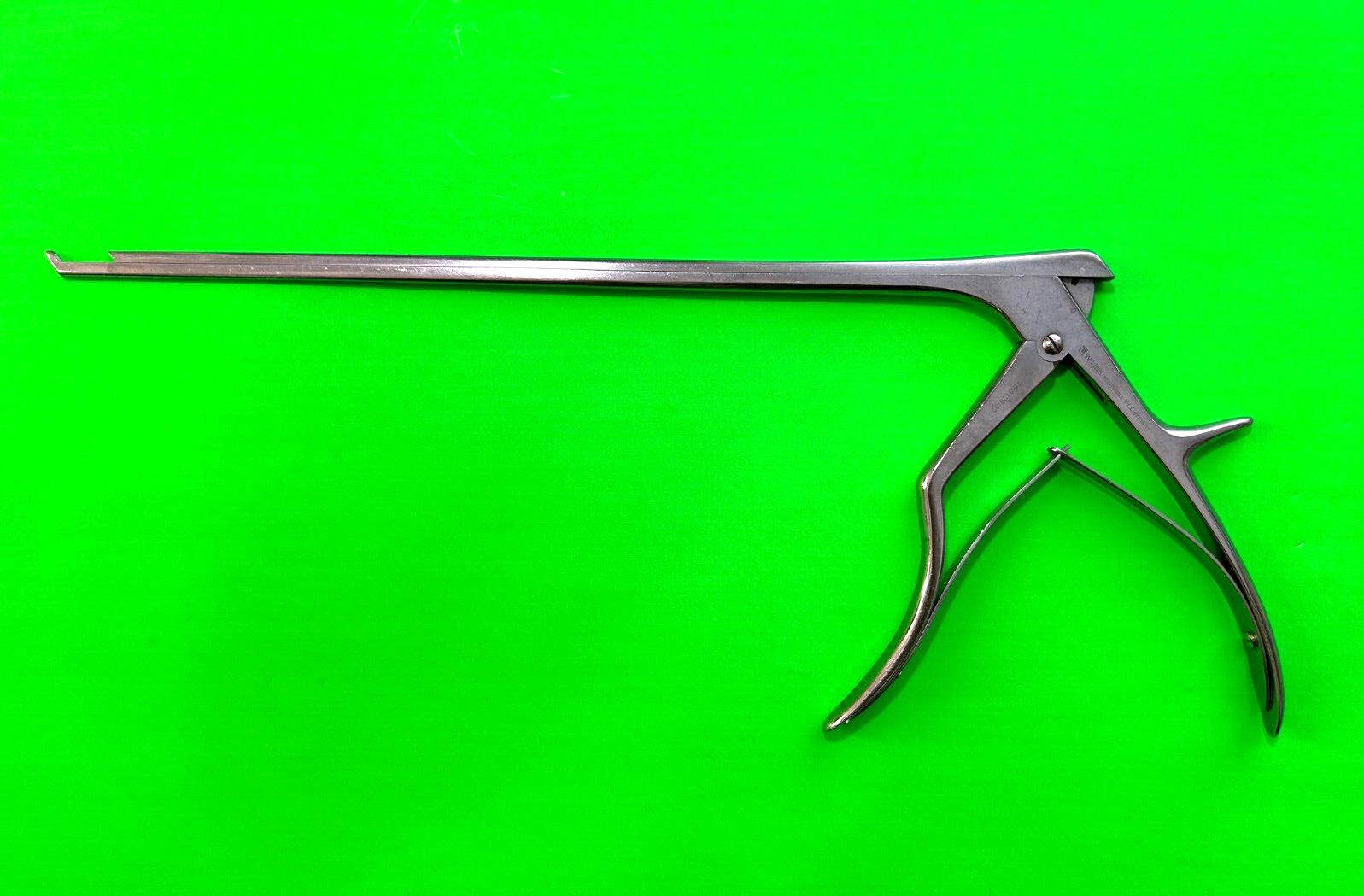 W.Link Surgical 75-3129/32 Kerrison Rongeur 3mm 40° Shaft 12″