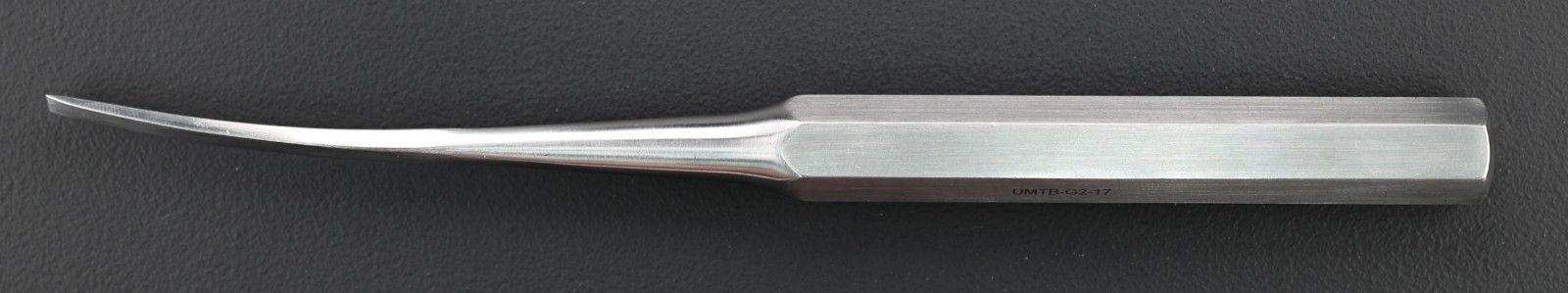 AESCULAP MB685R Hibbs Osteotome, Curved, 6mm Width, 245mm
