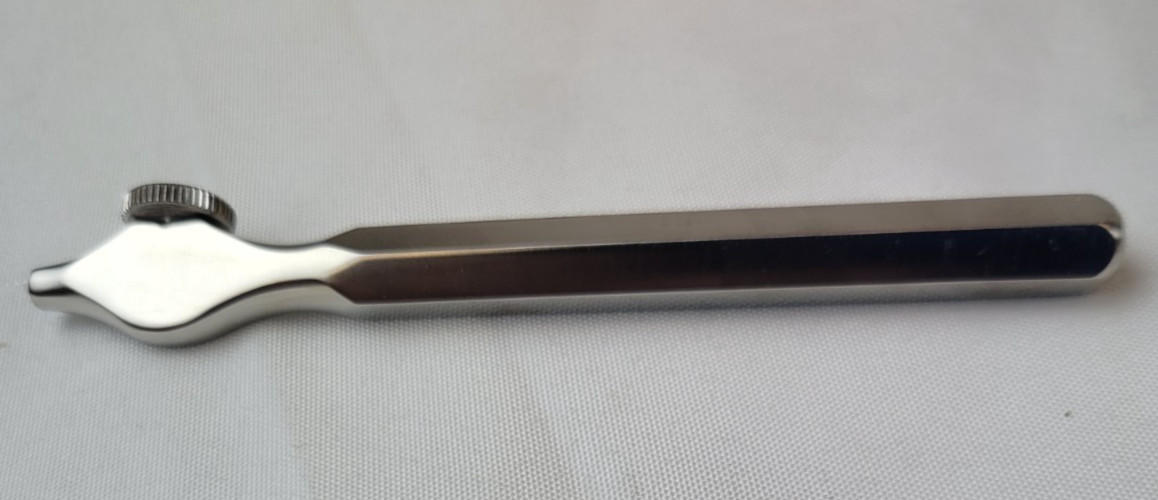 Stryker 233-70-1 Camelback Arthroscopic Knife Handle