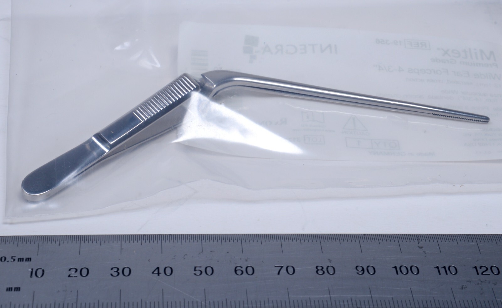 Integra Miltex #19-356 Wilde Ear Forceps 4¾” Serrated Cross Action Stainless