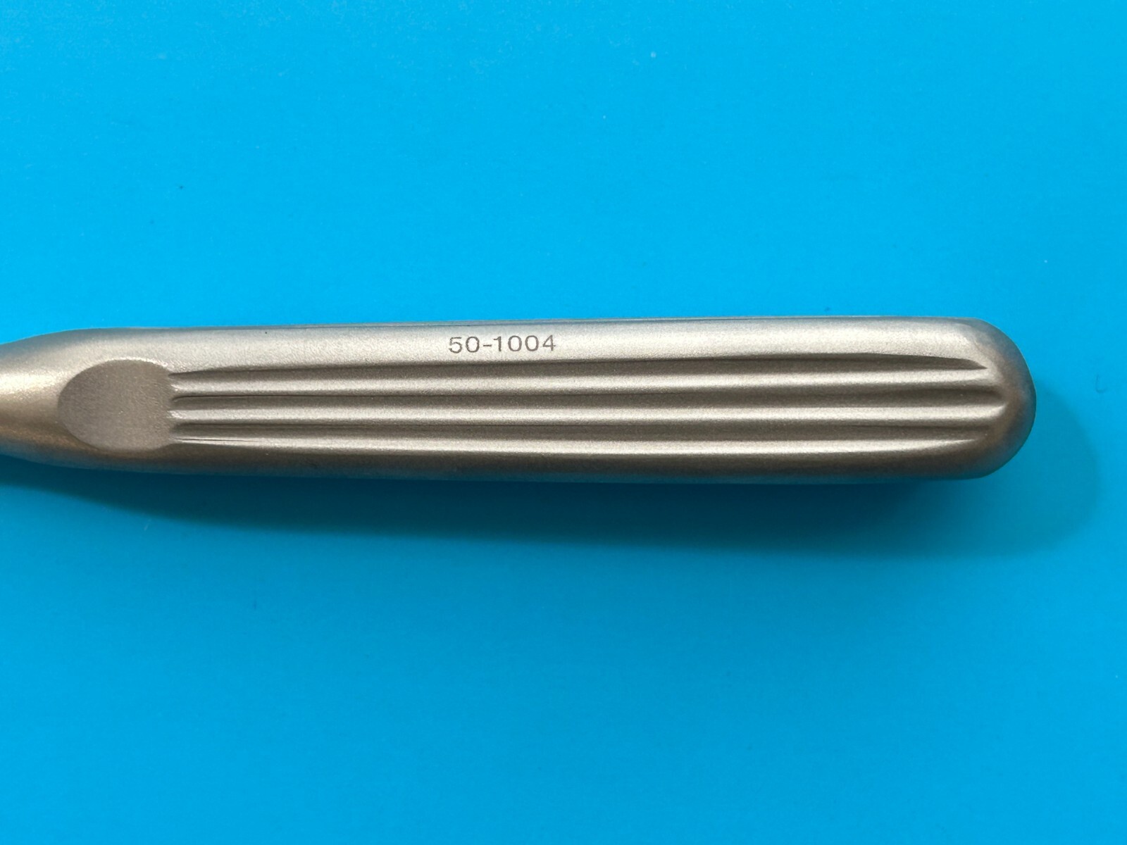 Kirwan Surgical 7-1/2″ Curved Awl