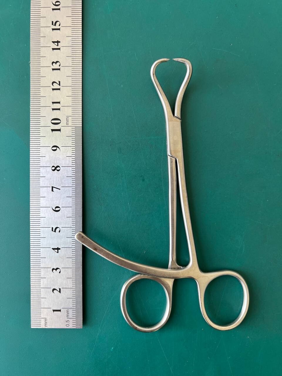 Stryker 702926 Pointed Reduction Forceps 130 mm