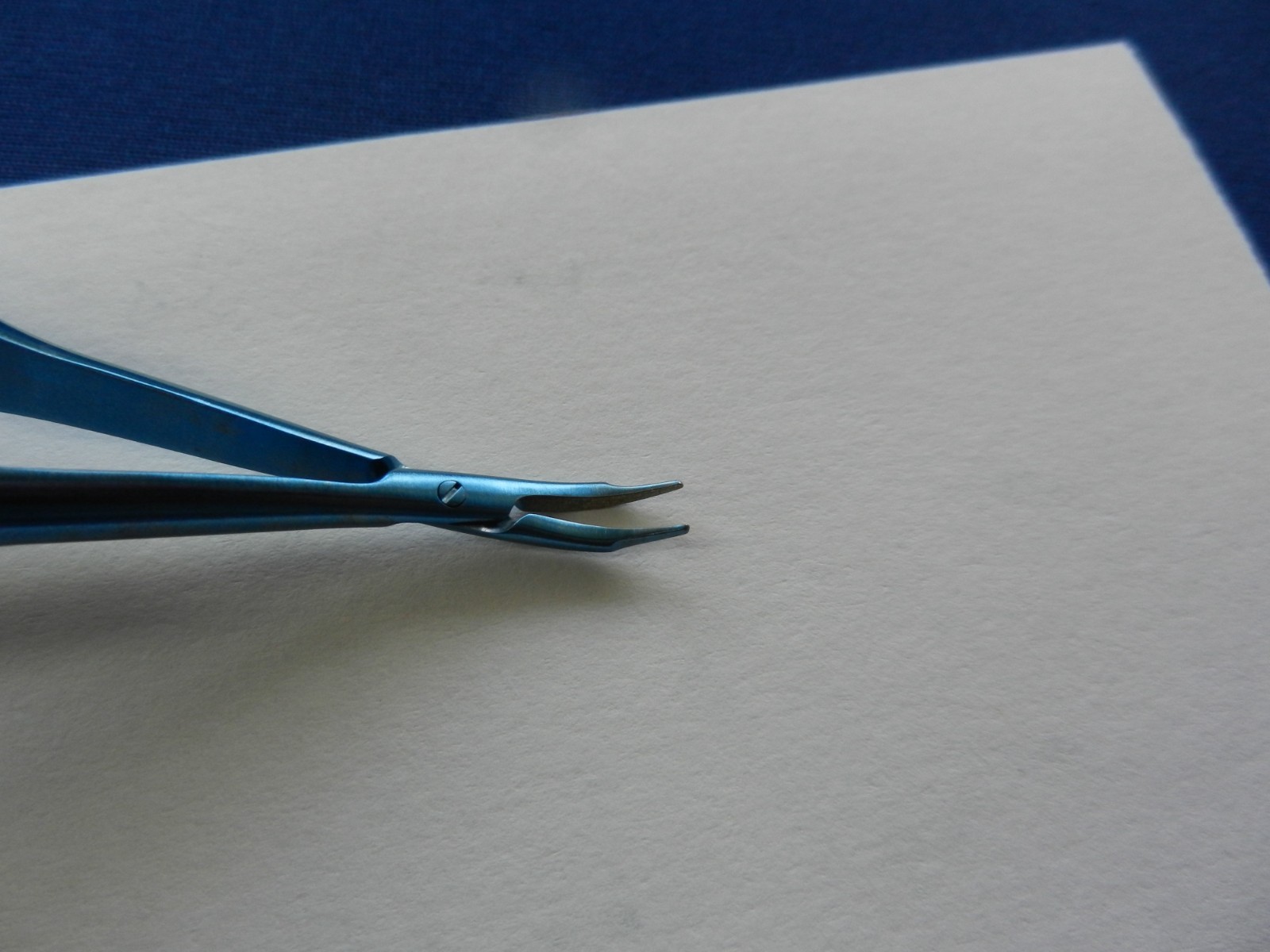 E7423 Ambler OH021U Barraquer Medium Gently Curved Needle Holder