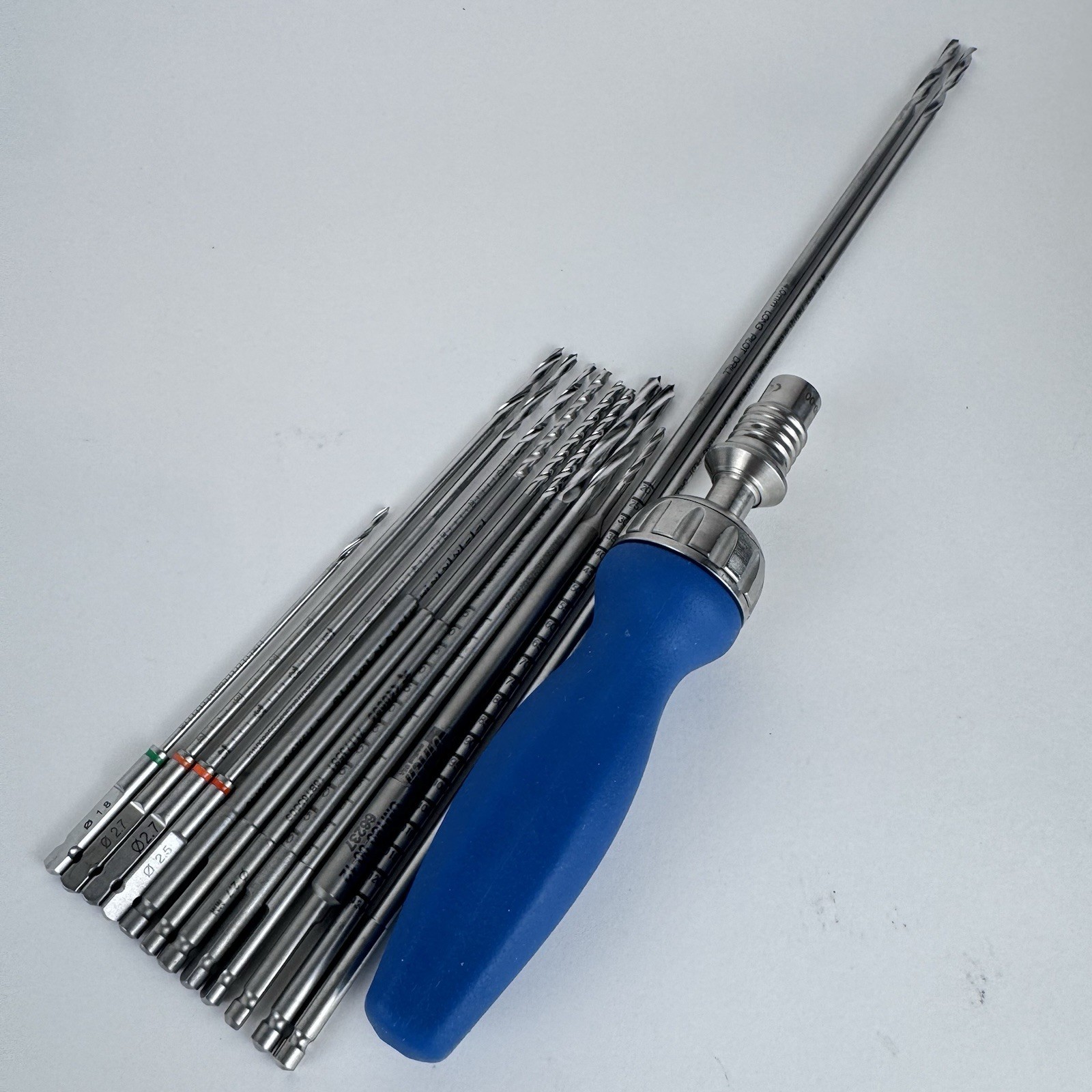 Globus Ratcheting Handle Quick Connect W/ Smith And Nephew Drill Bit Set