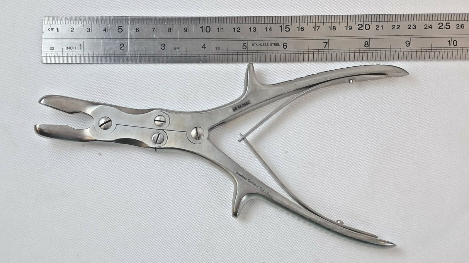 gSource gS 66.5600 Stille-Luer Rongeur 8.5″ Curved 10mm Double Action
