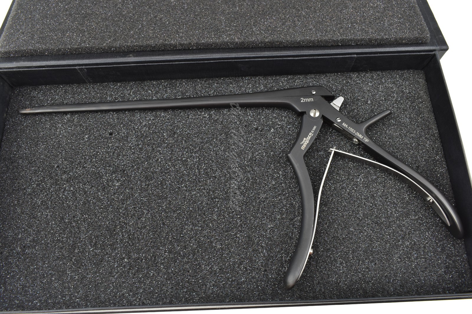 8″ Kerrison Rongeur Upward Cutting at 40° Angle 2mm Bite – Cervical Orthopedic