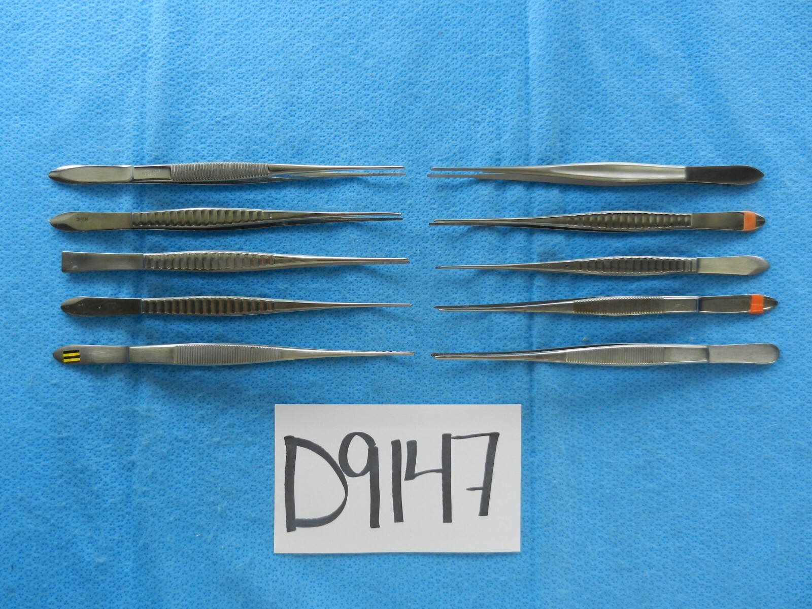 D9147 V. Mueller Weck Codman Straight Forceps Approx. 18cm Length