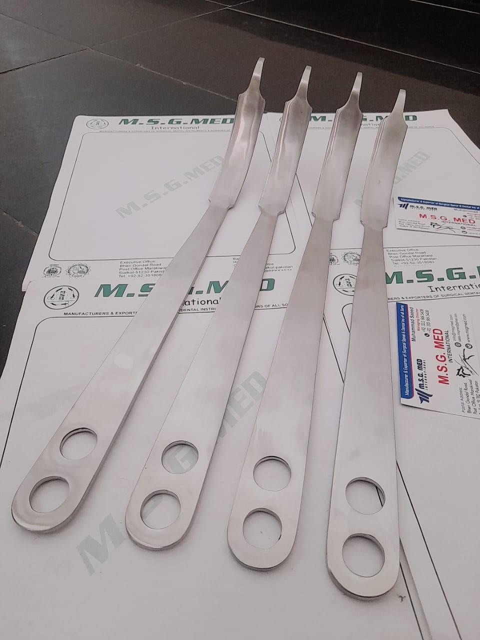 Orthopedic Long Curved Hohmann Inferior Hip Rlevator 40cm Length 22mm Width 3PCS