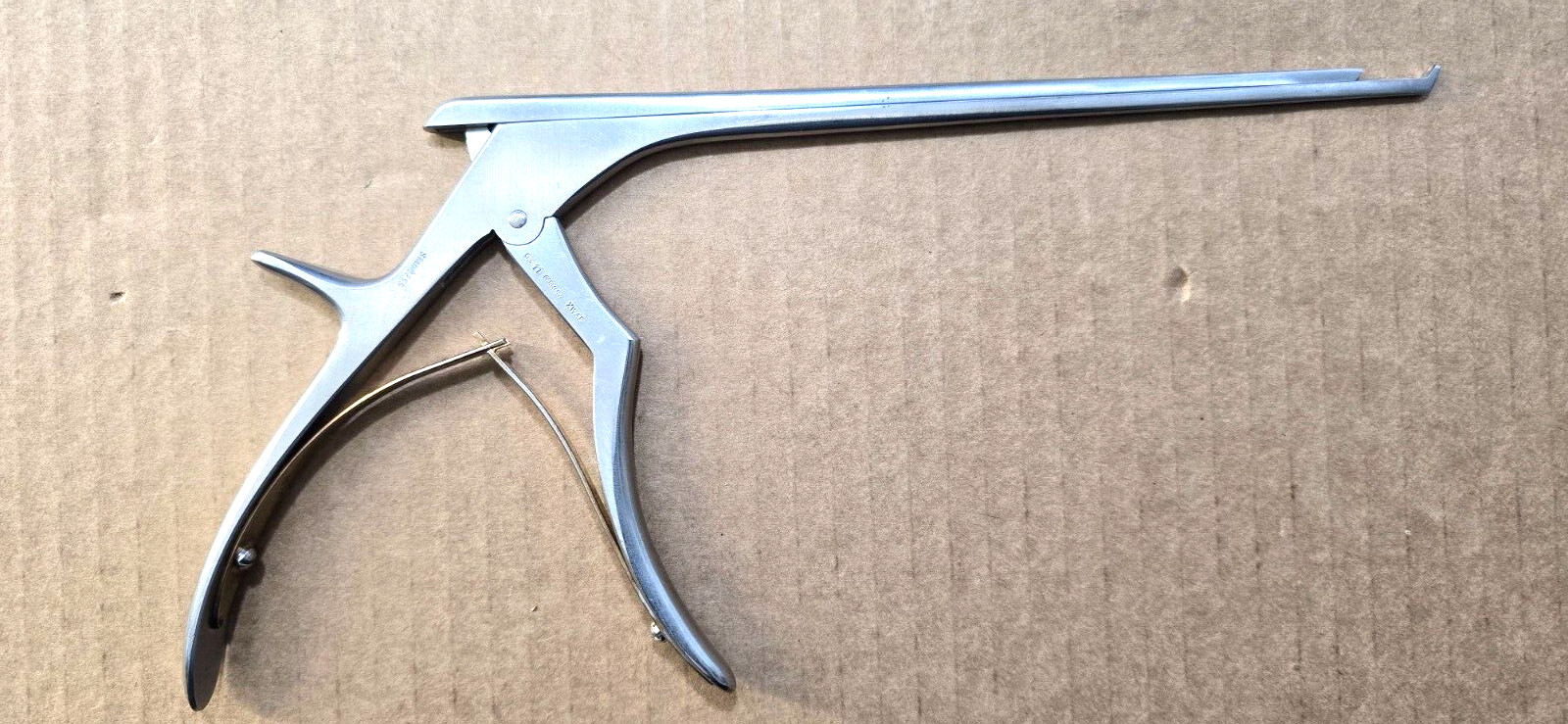 V.Mueller Surgical Orthopedic Kerrison Rongeurs 8″ shaft 3mm 40* Degree