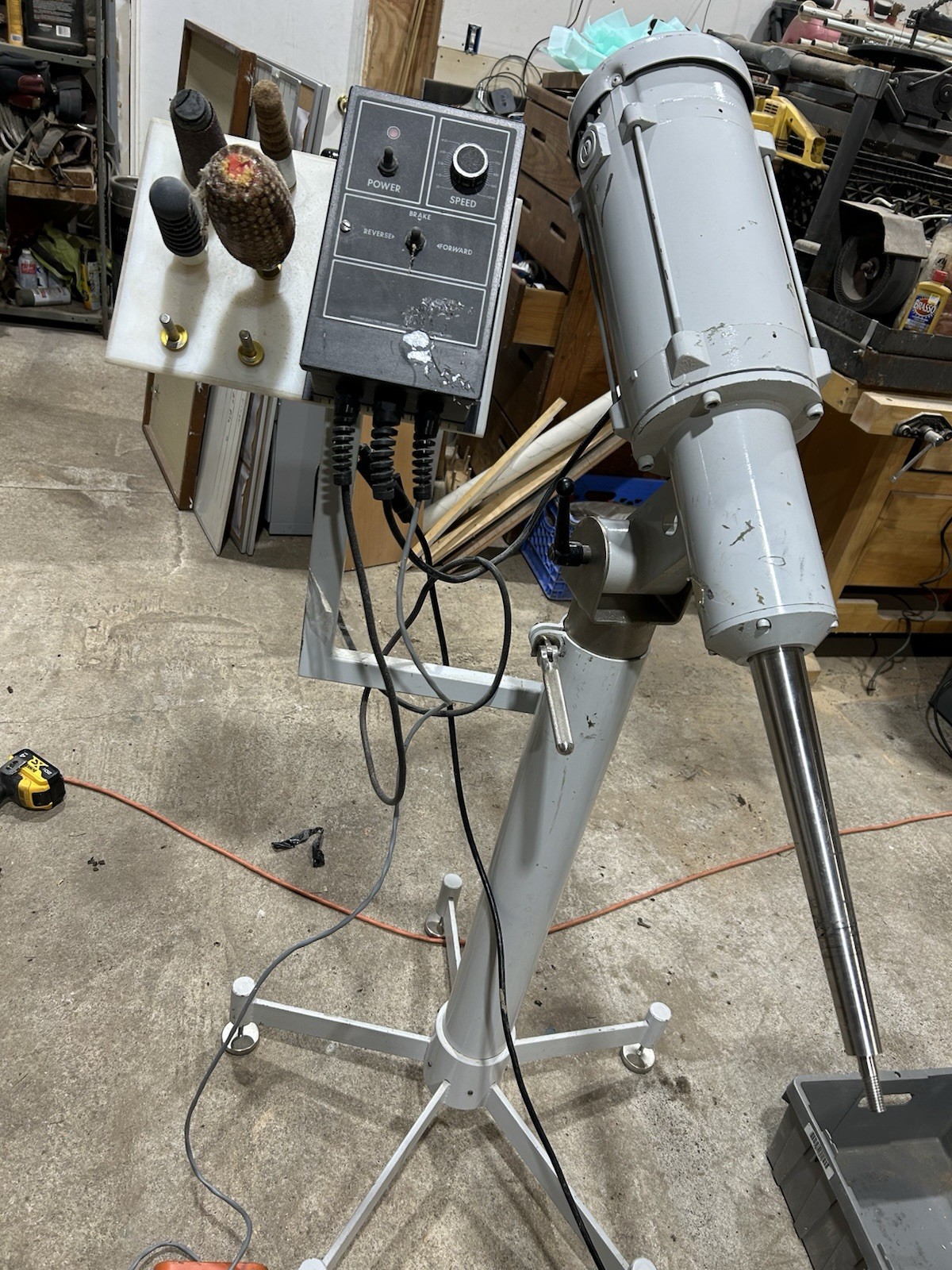 MICA Mfg 1 1/2 hp 3000rpm variable speed floor carver Router (Prosthetic Sander)