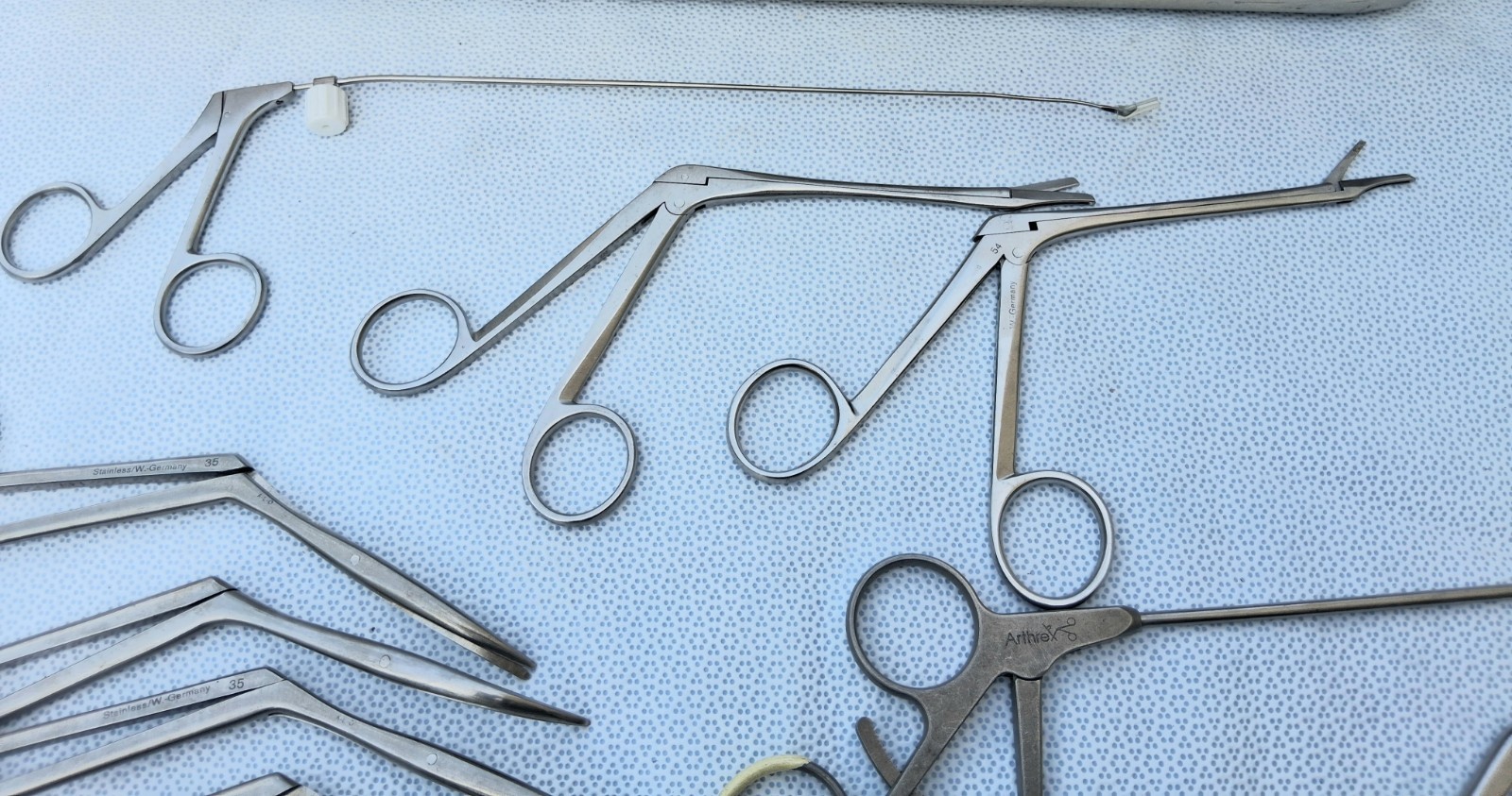 Lot of 100 Orthopedic Instruments & Others, Medical, With Case