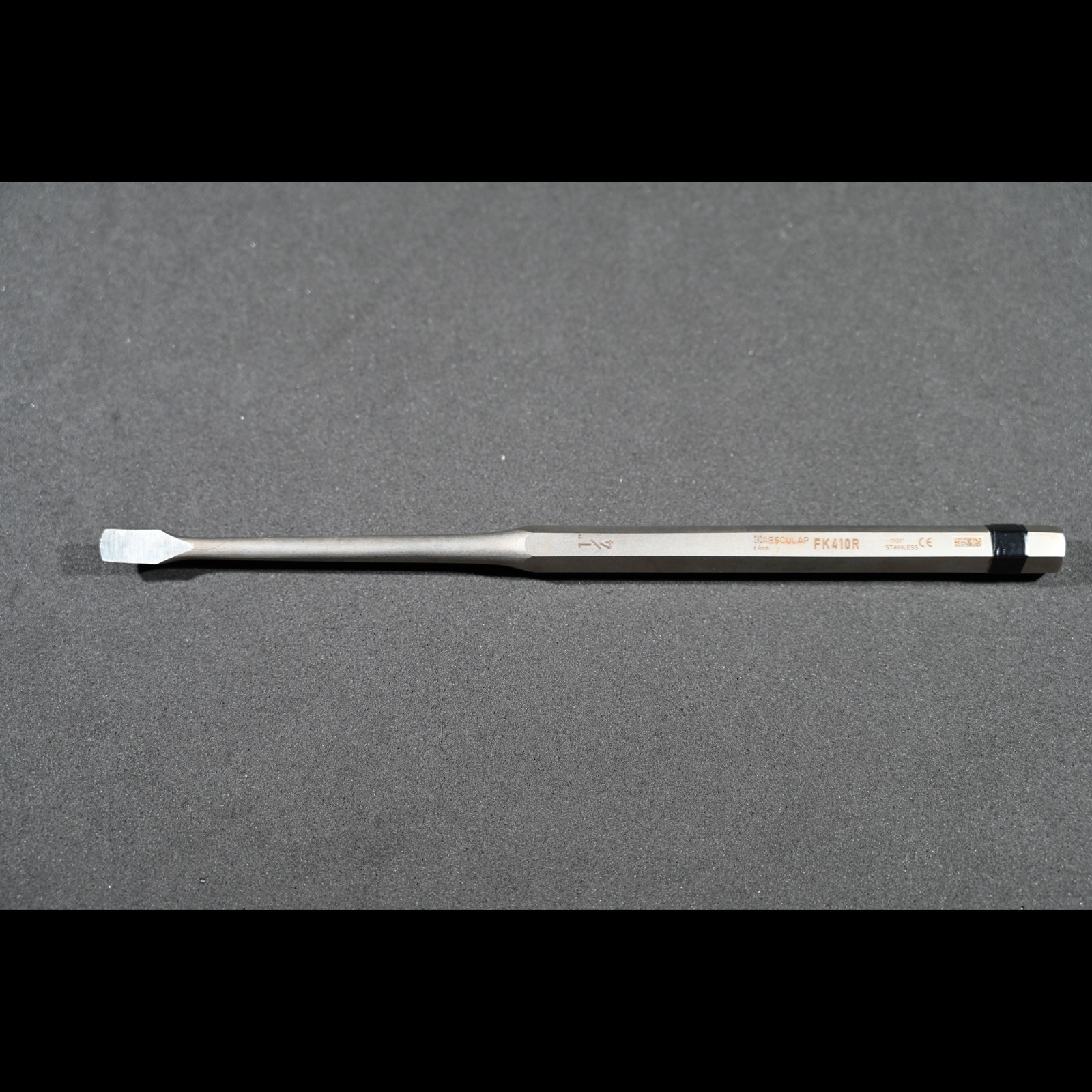Aesculap FK410R Key Elevator Straight 6.4 mm Blade 7 in Surgical
