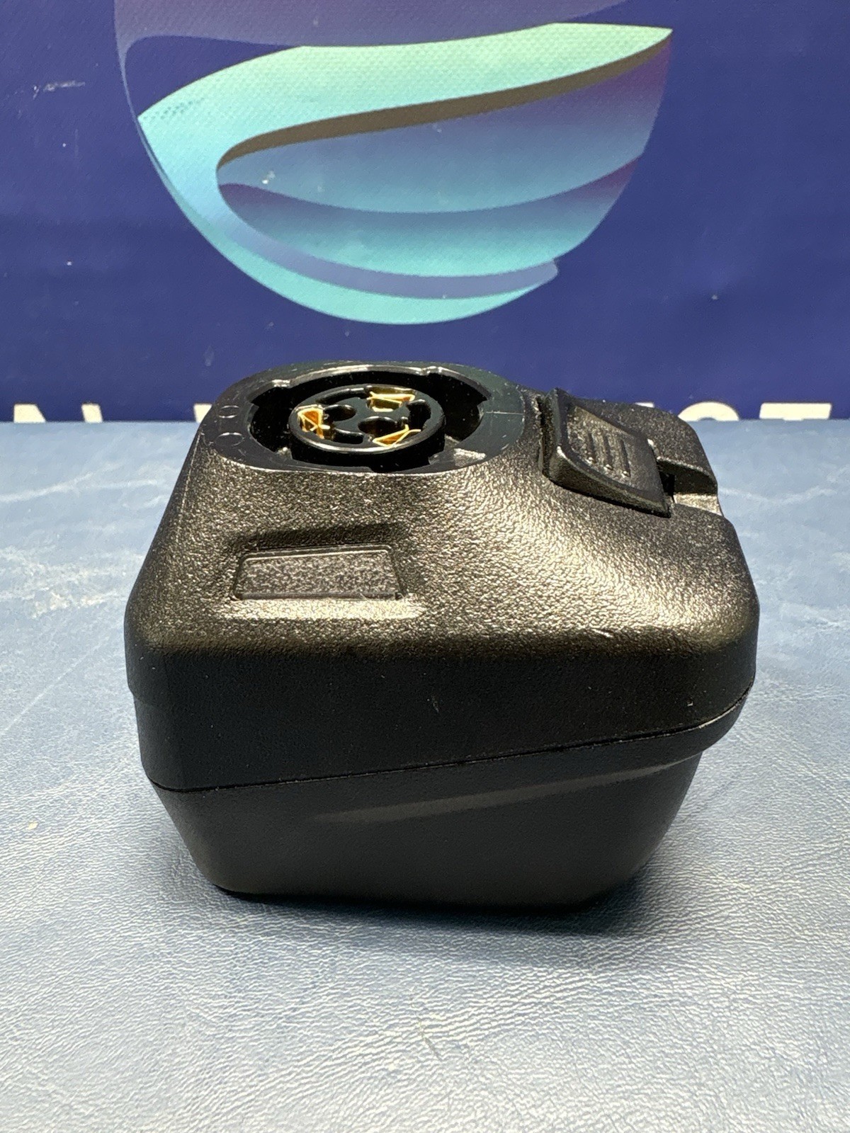 Stryker System 9 Large Battery Pack 9215-000-000 9.9V Li-Ion Untested