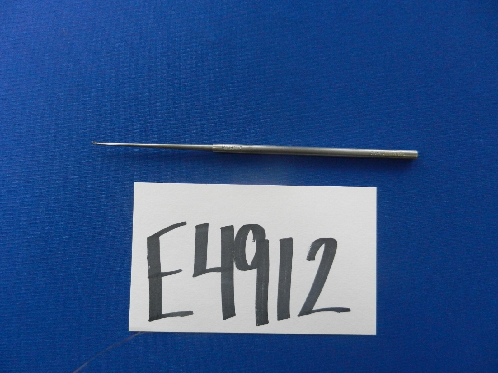 E4912 Storz N1690-6 Rosen Small 2.0mm Blade 45 Degree Angled Knife Curette