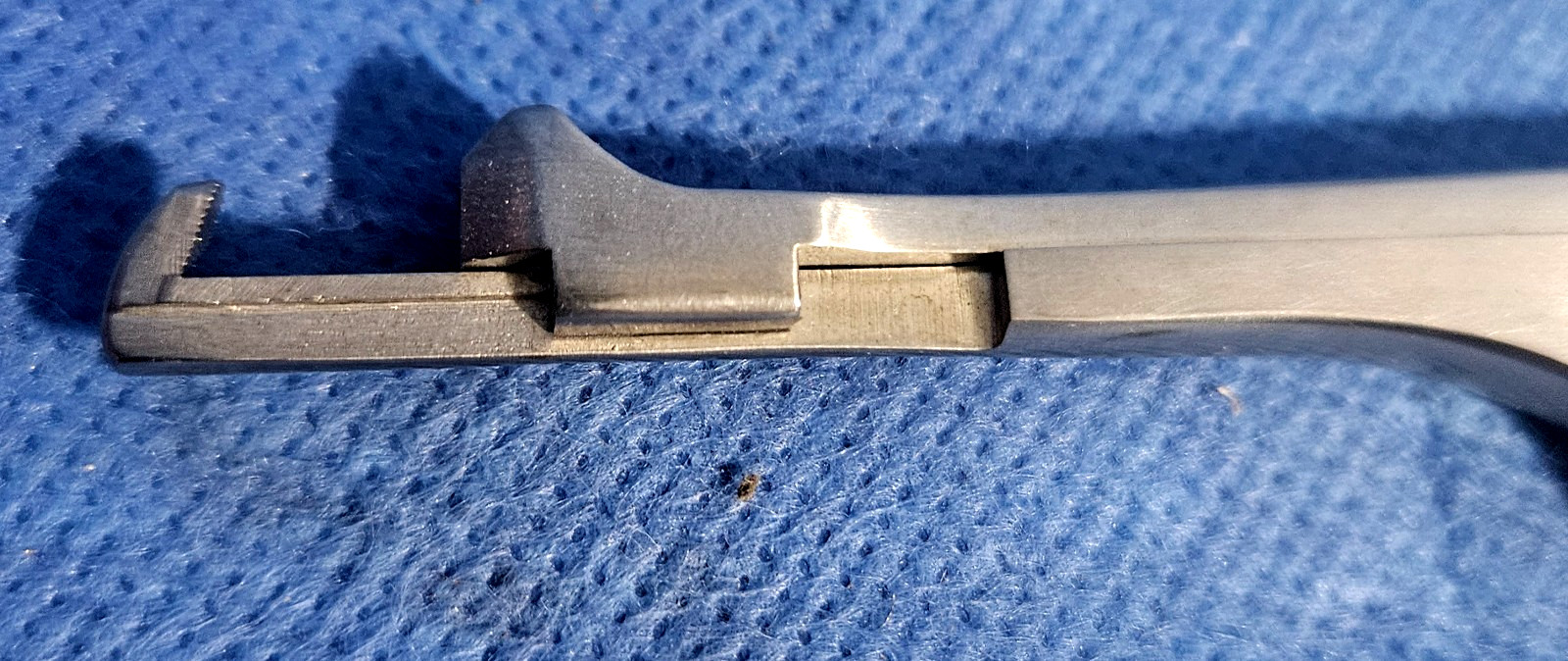 Millennium 10-38030 Citelli Rongeur, 2mm x 7mm Serrated Jaw, 90 degree up Angle.