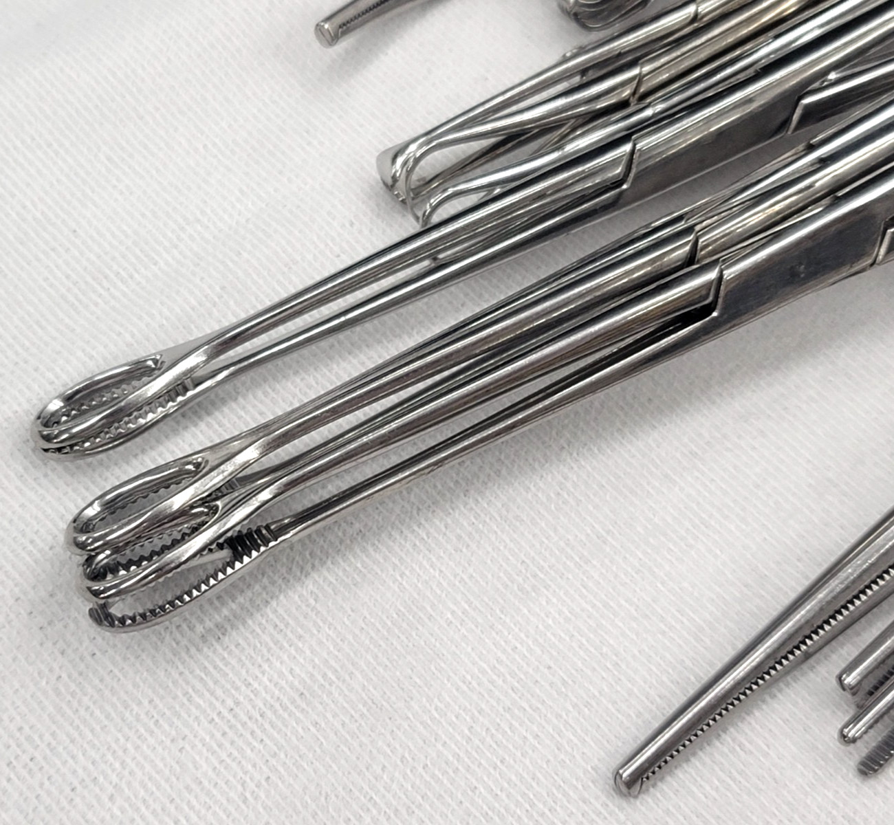 57 Piece General Surgical Set Aesculap Jarit with Basket