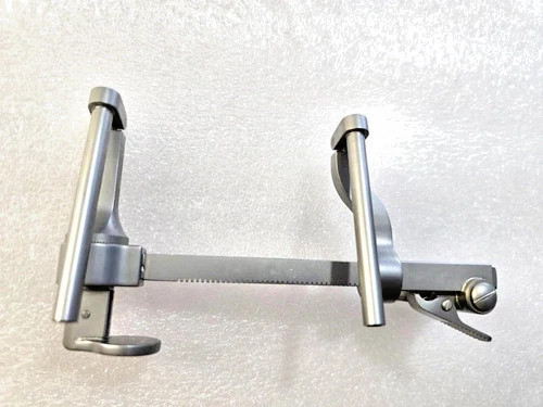 Swiss Surgical Adjustable Ratchet Cervical Distractor Right Spine Surgical Tool