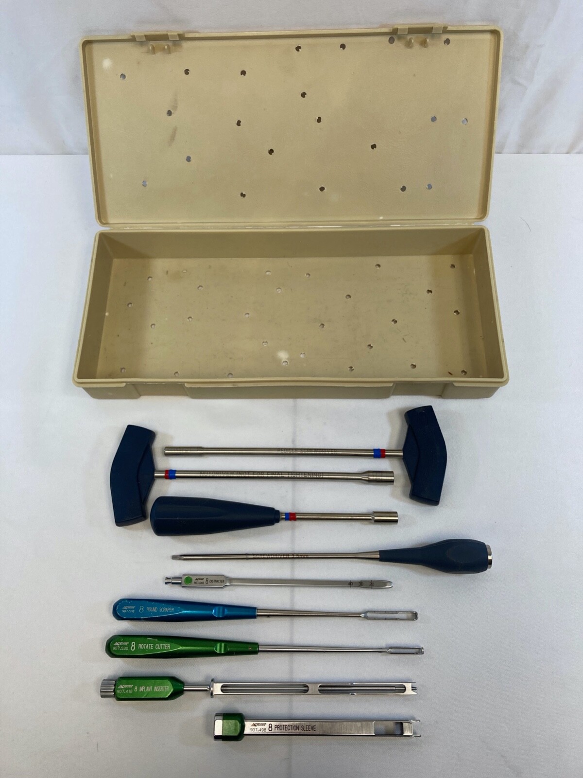 9 Piece Medtronic Sofamor Danek Stryker Spine Hardware Instrument Set w/ Case NS